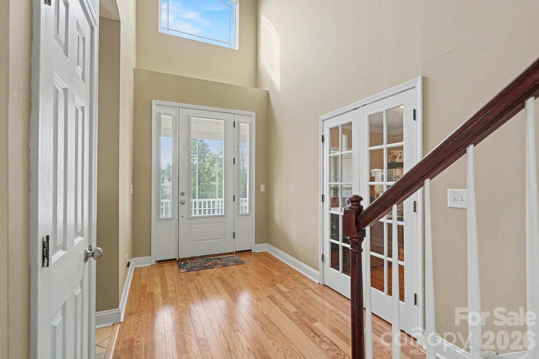 556 Peaceful Creek Drive Property Photo 4