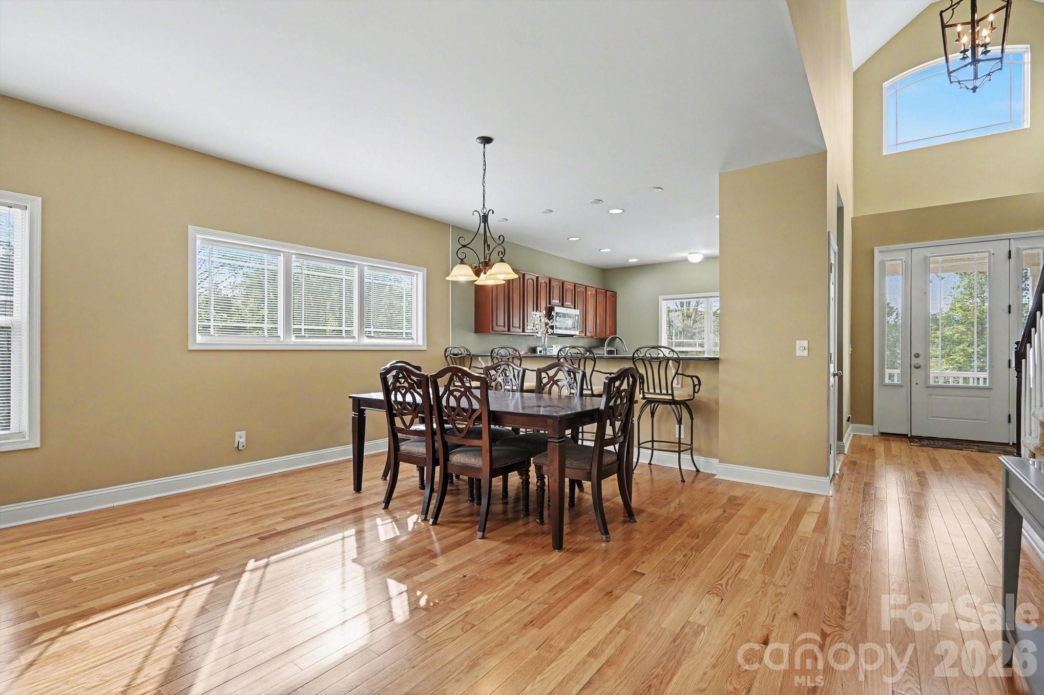 556 Peaceful Creek Drive Property Photo 9