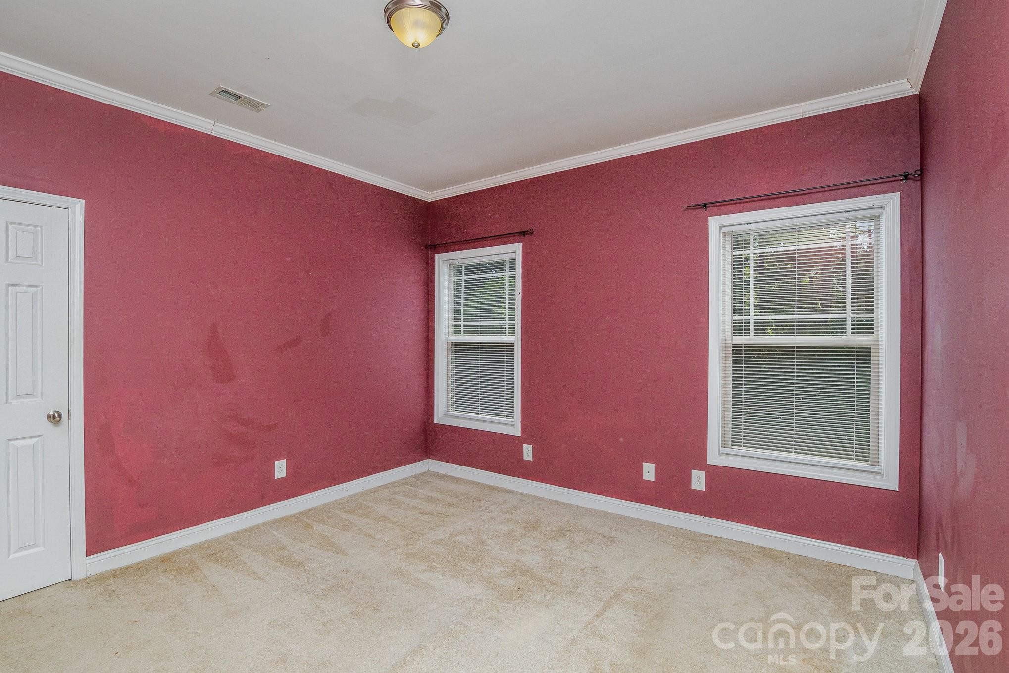 556 Peaceful Creek Drive Property Photo 26