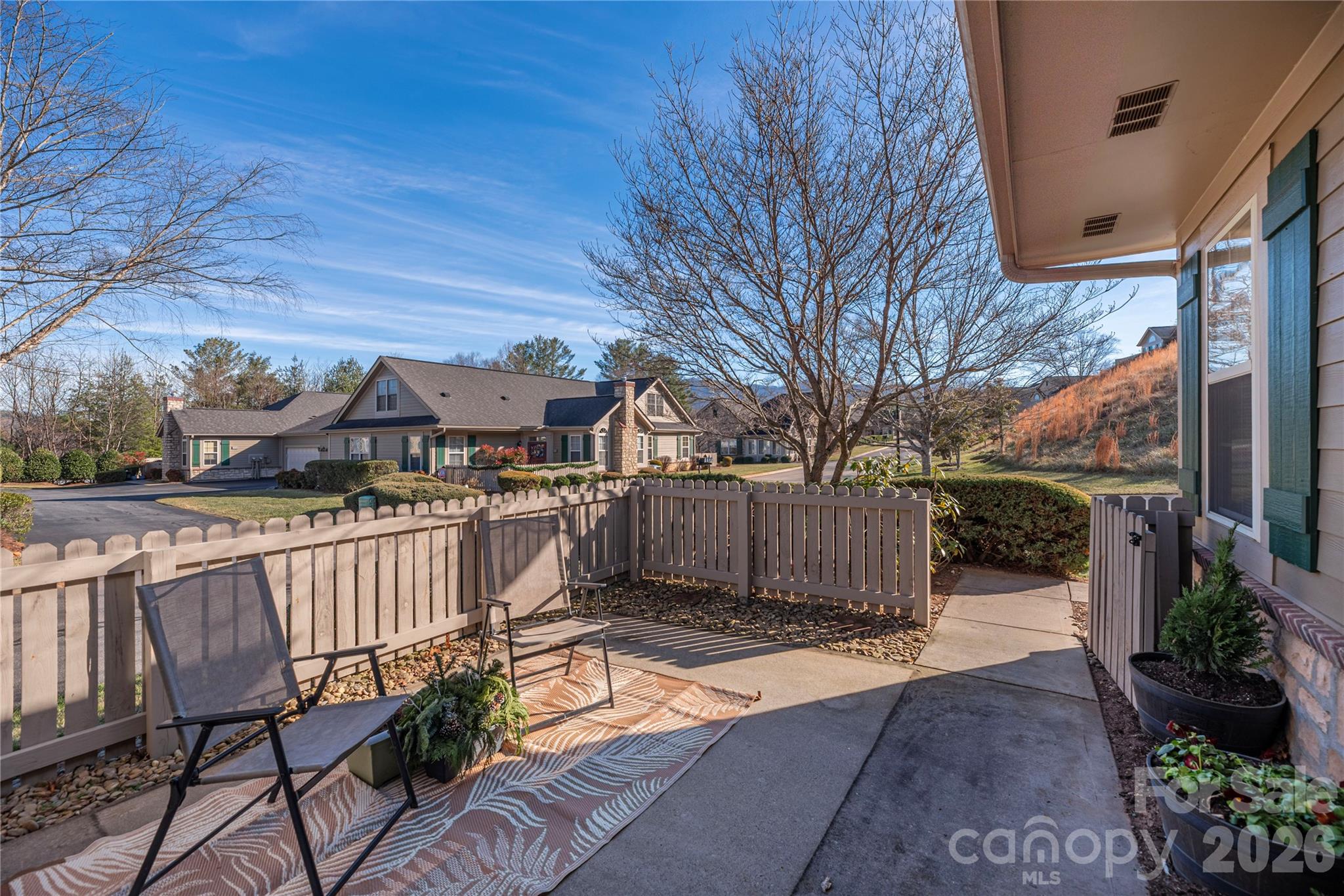 122 Outlook Circle Property Photo 5