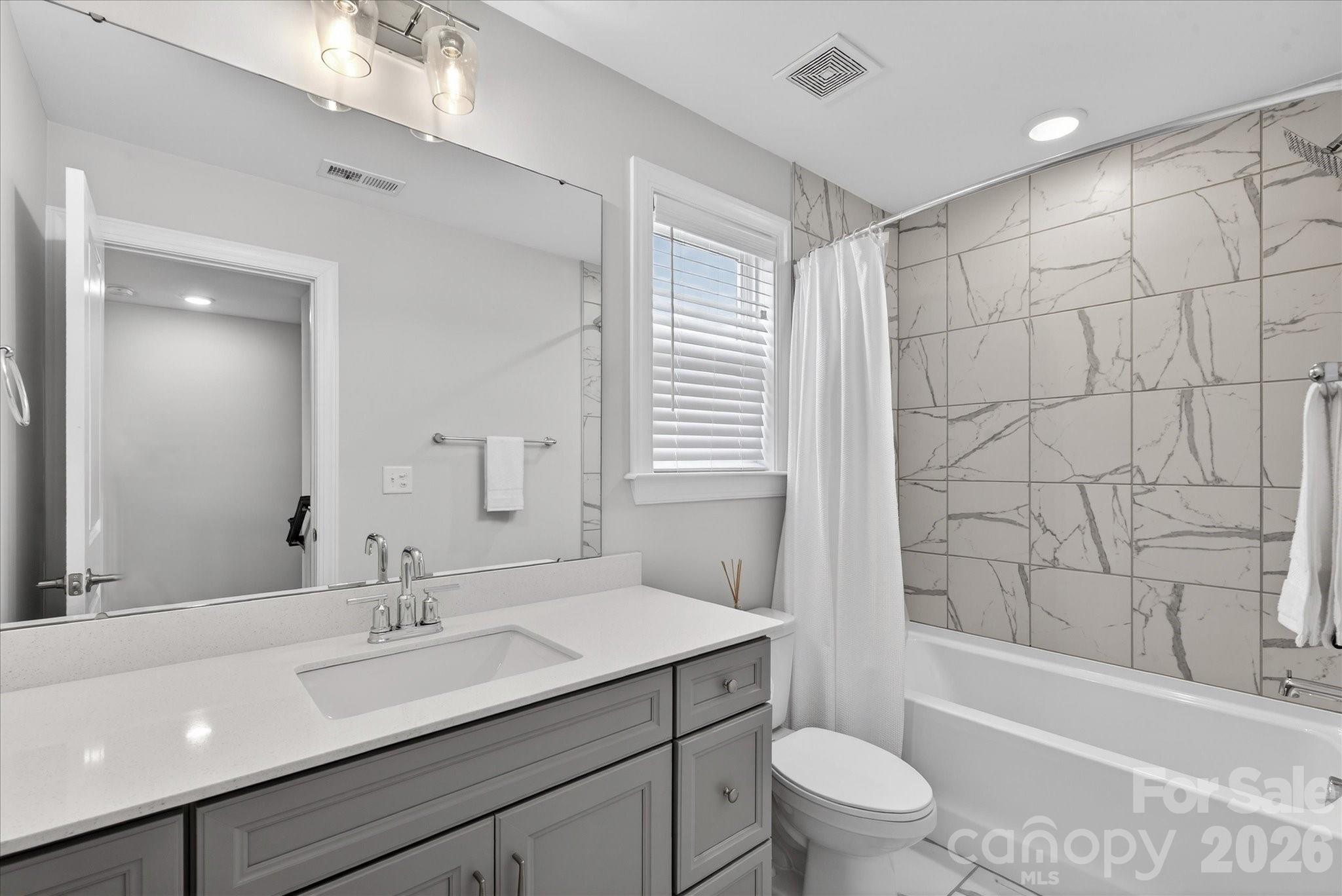 507 Yucatan Drive Property Photo 30
