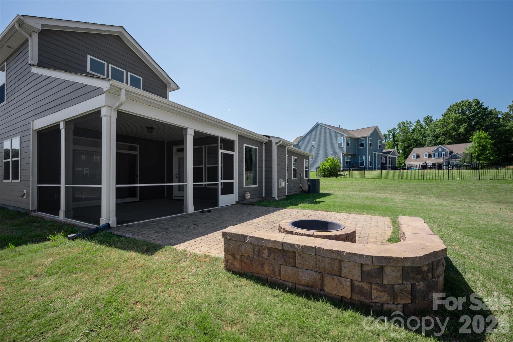 507 Yucatan Drive Property Photo 31