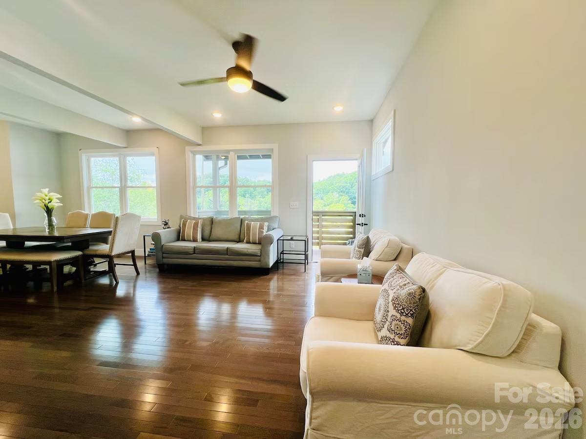 1061 And 1063 Riverside Drive Property Photo 3