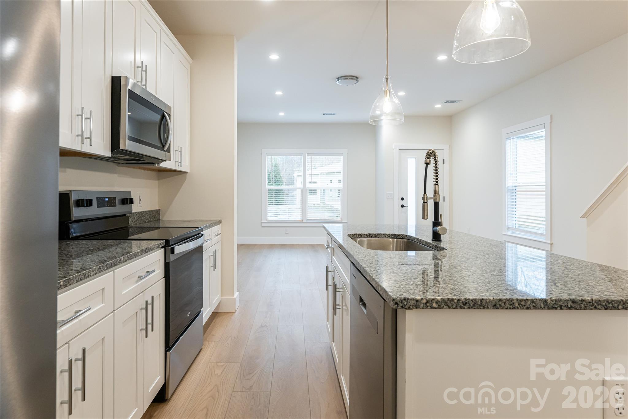 10 Wyndom Lane Property Photo 10