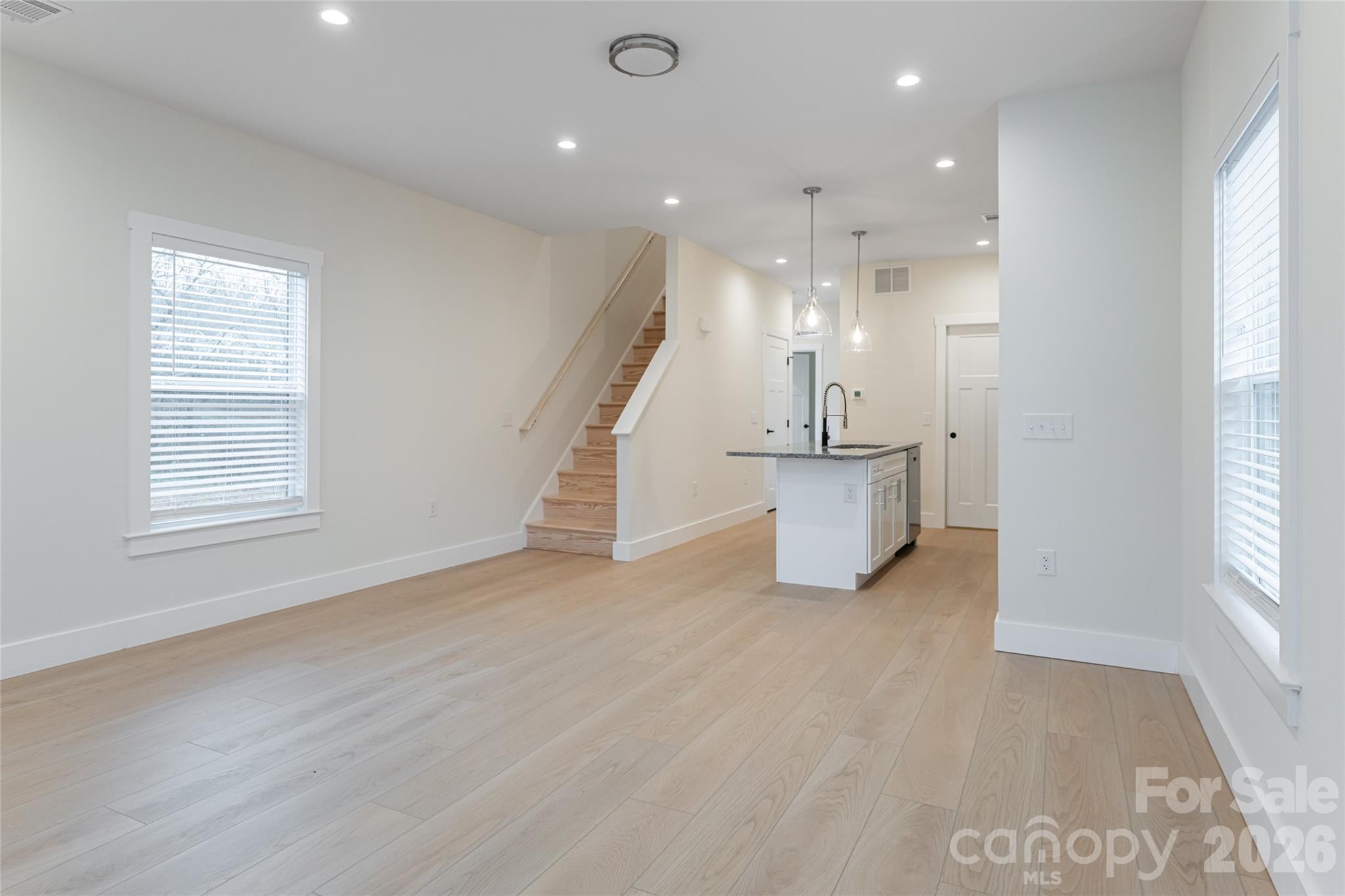 10 Wyndom Lane Property Photo 14