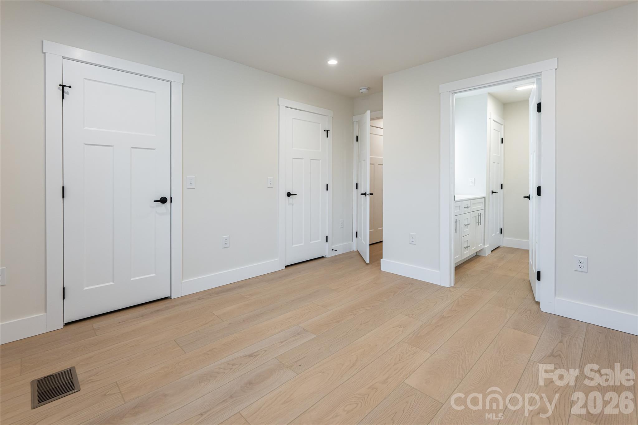 10 Wyndom Lane Property Photo 23