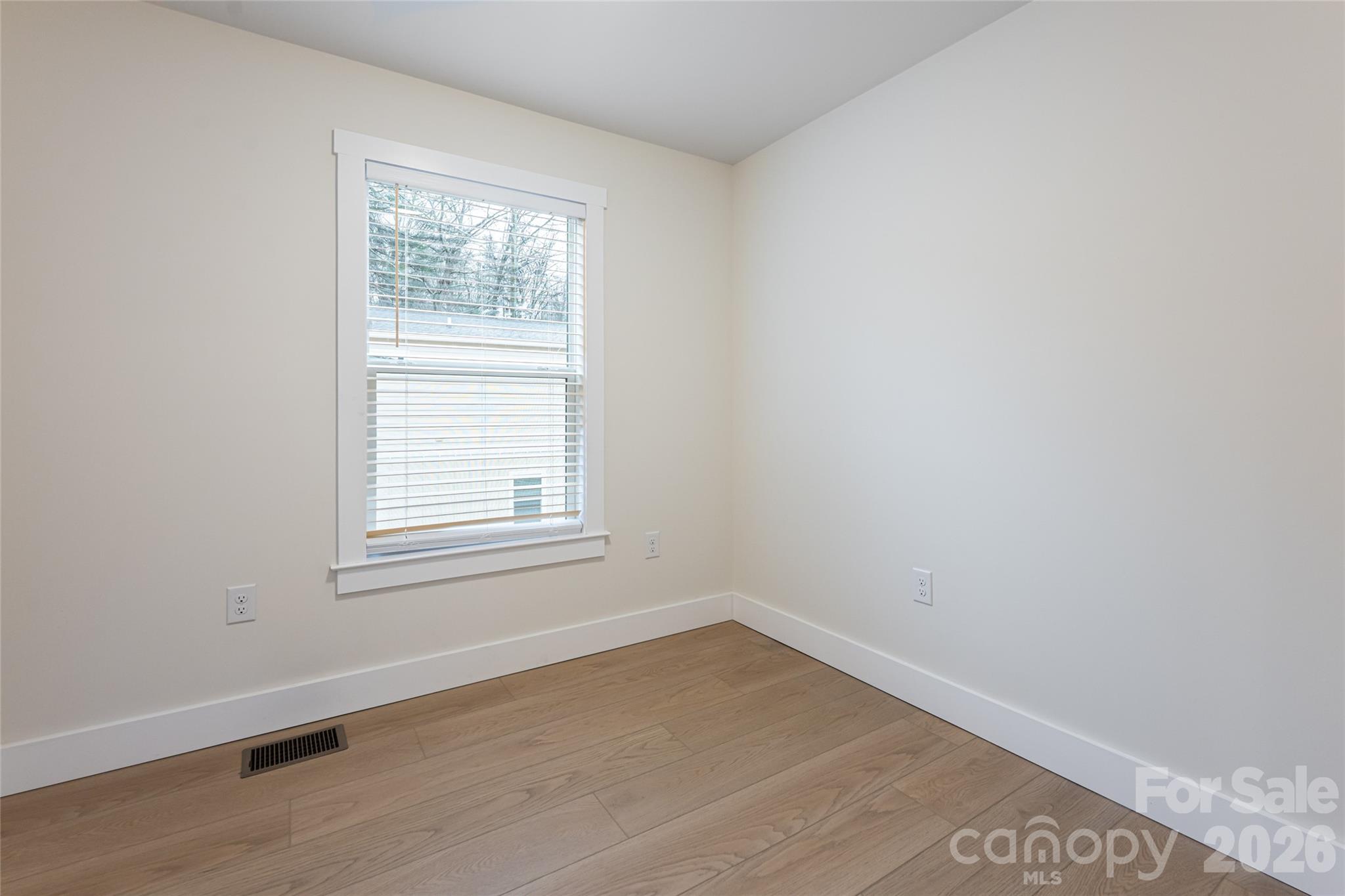 10 Wyndom Lane Property Photo 32