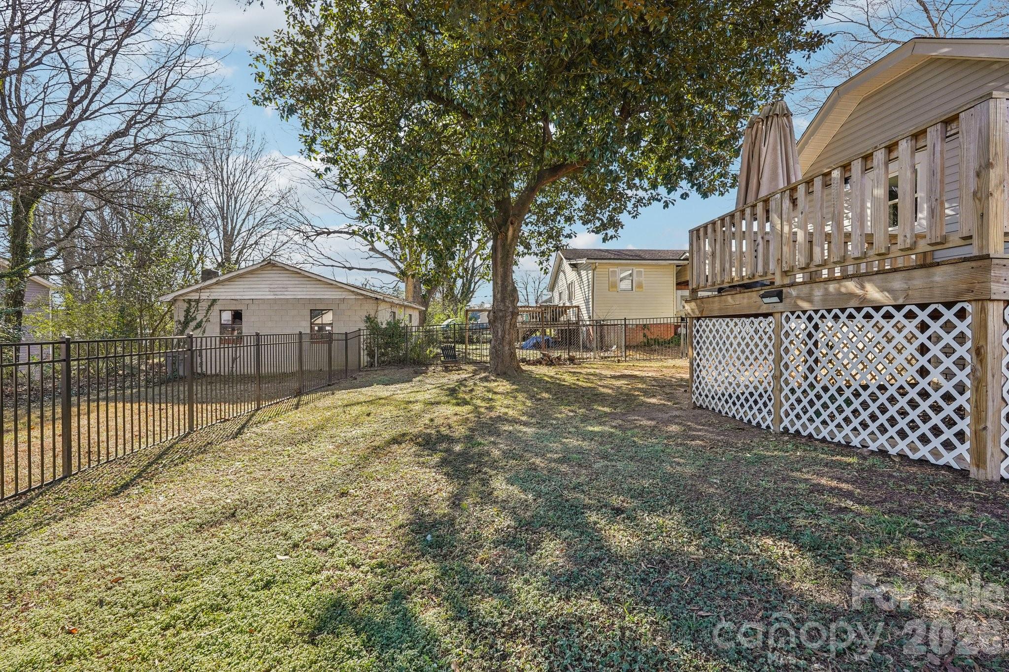 604 Fairview Street Property Photo 29
