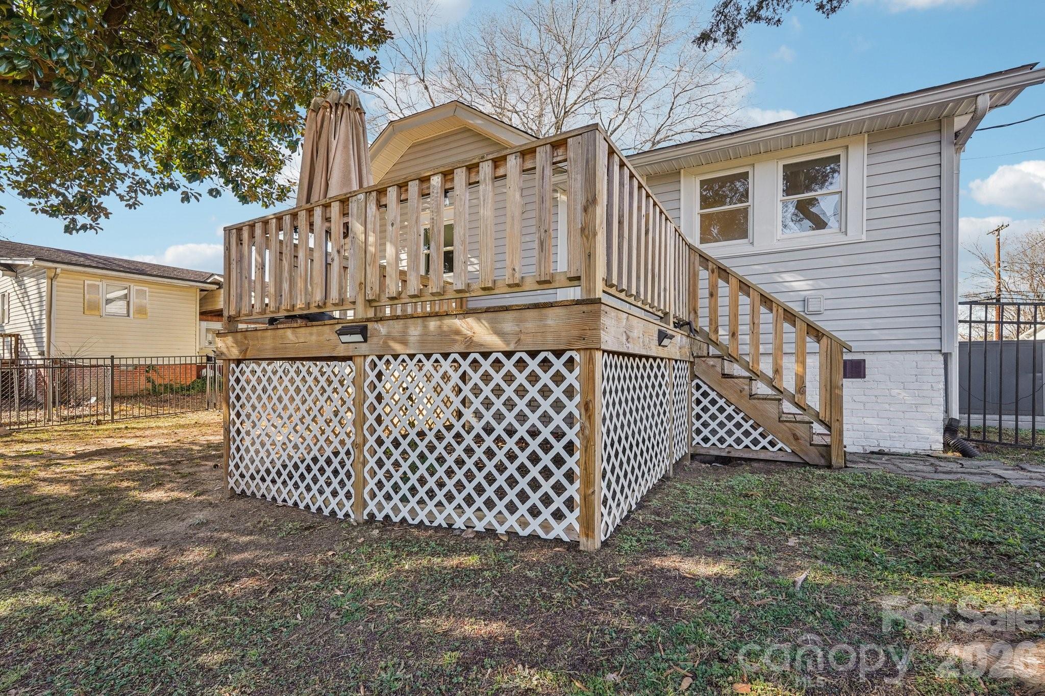 604 Fairview Street Property Photo 30