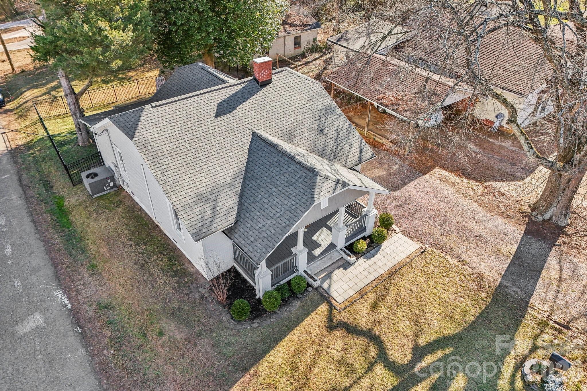 604 Fairview Street Property Photo 33
