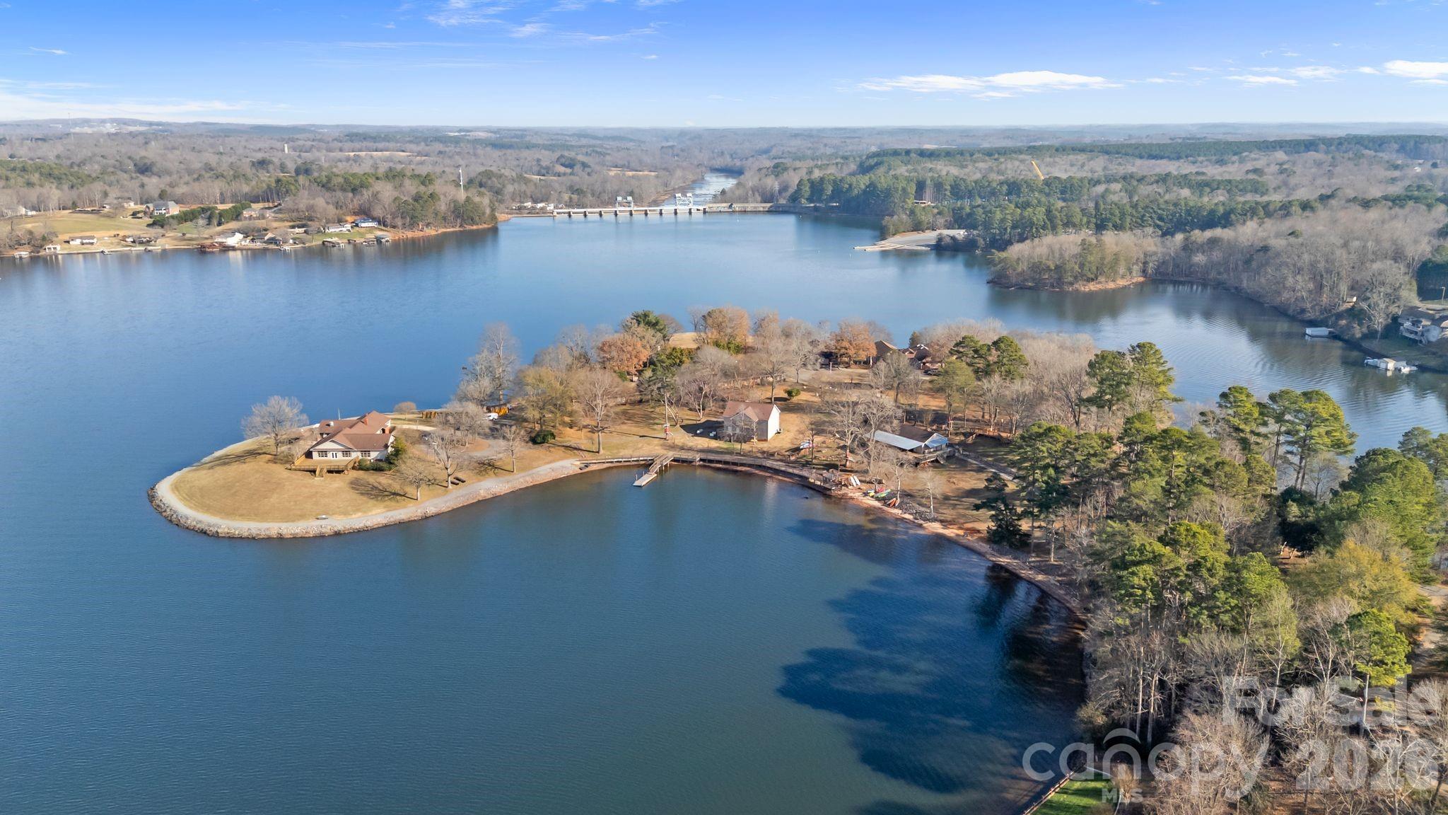 6692 Valwood Road Property Photo 8