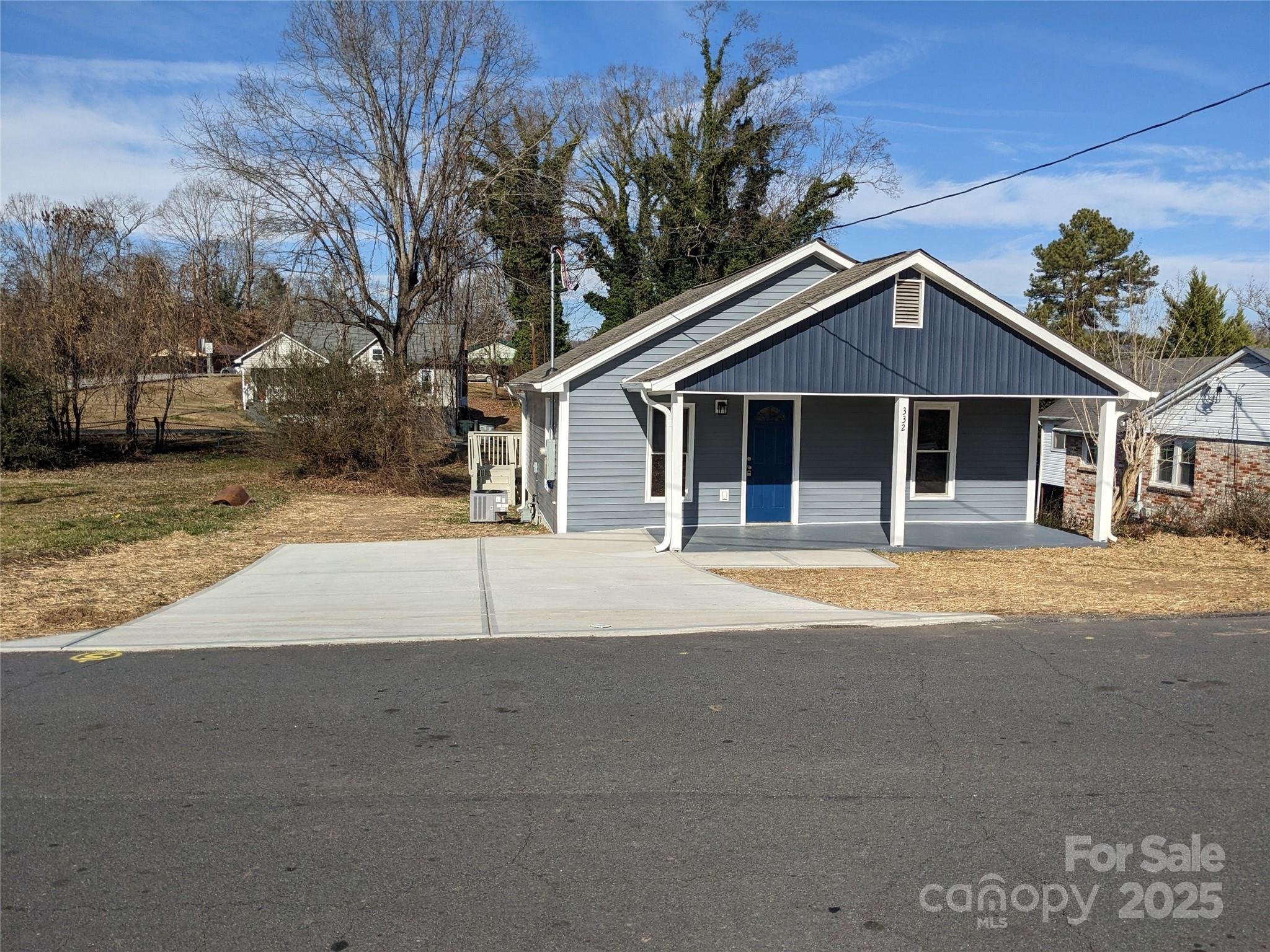 332 Arlington Circle Property Photo 8