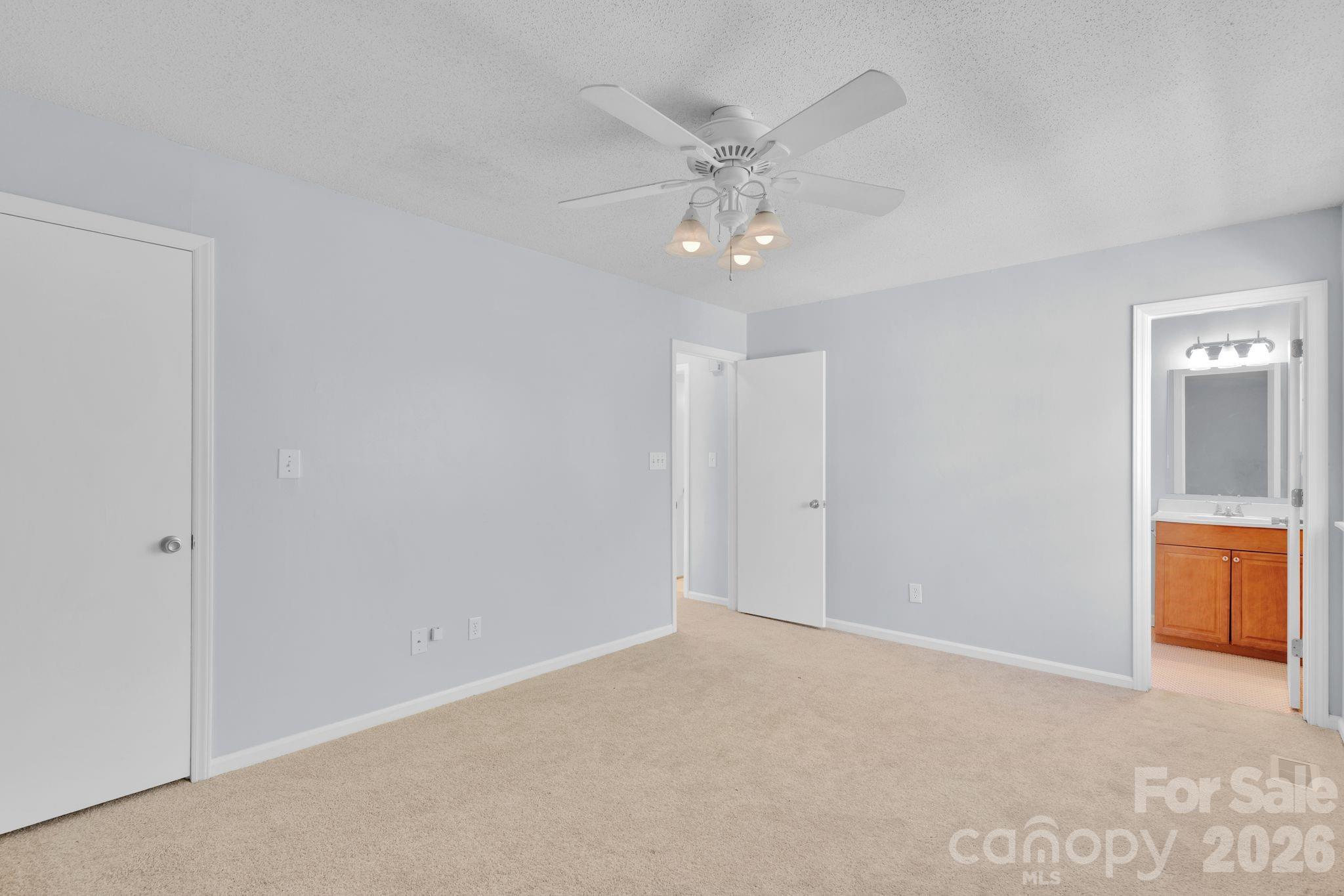 8510 Castle Pine Court Property Photo 20