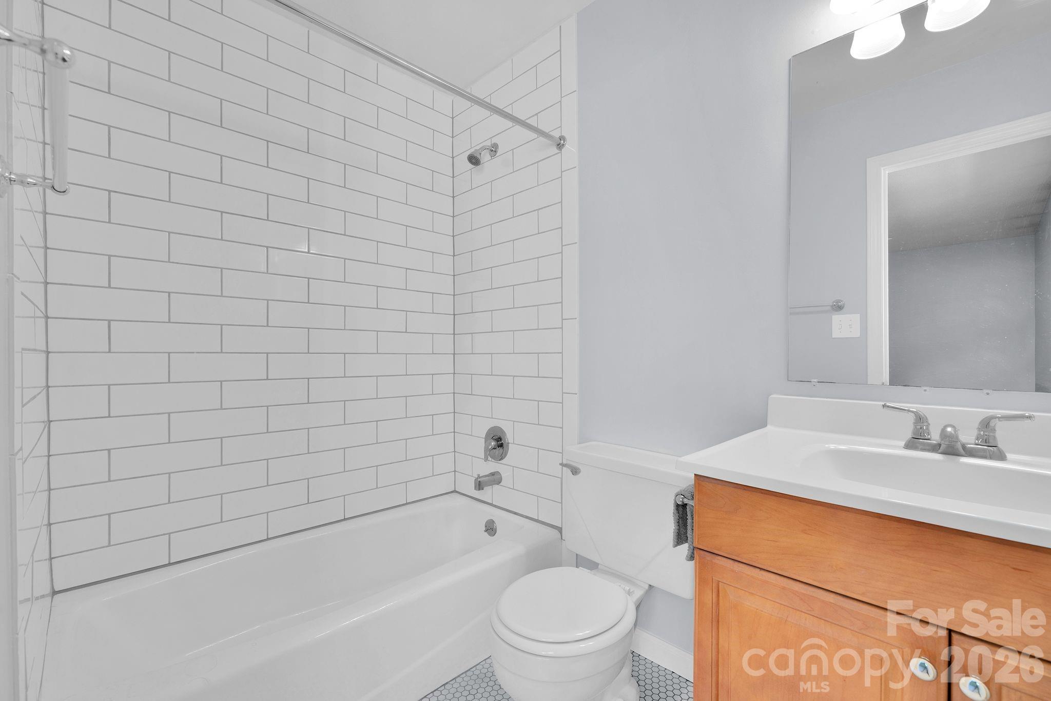 8510 Castle Pine Court Property Photo 21