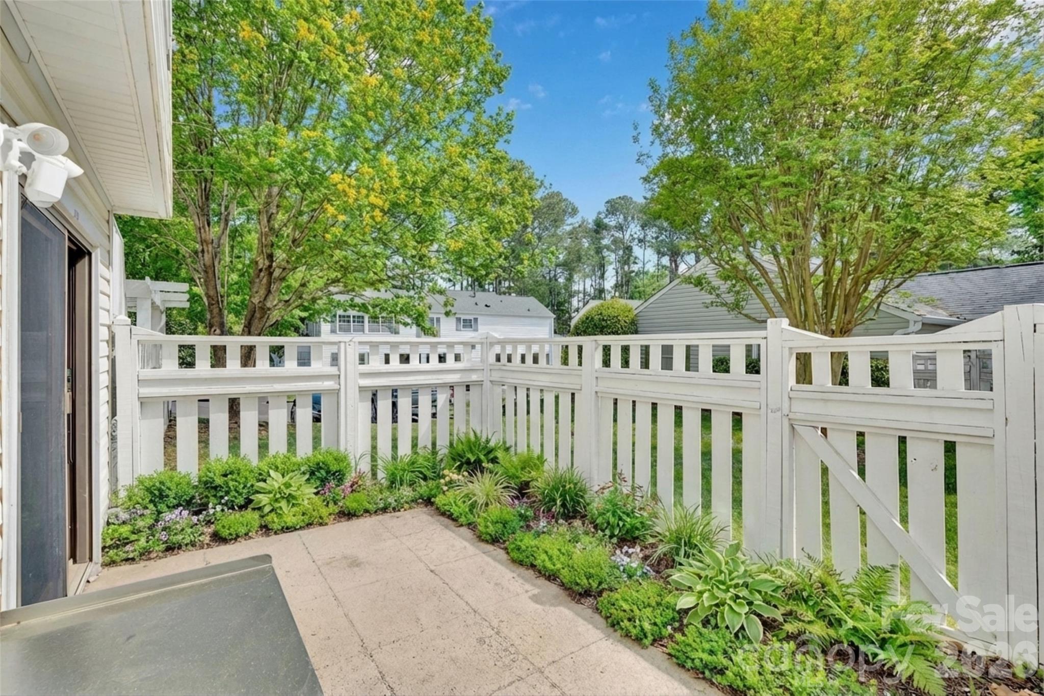 8510 Castle Pine Court Property Photo 29