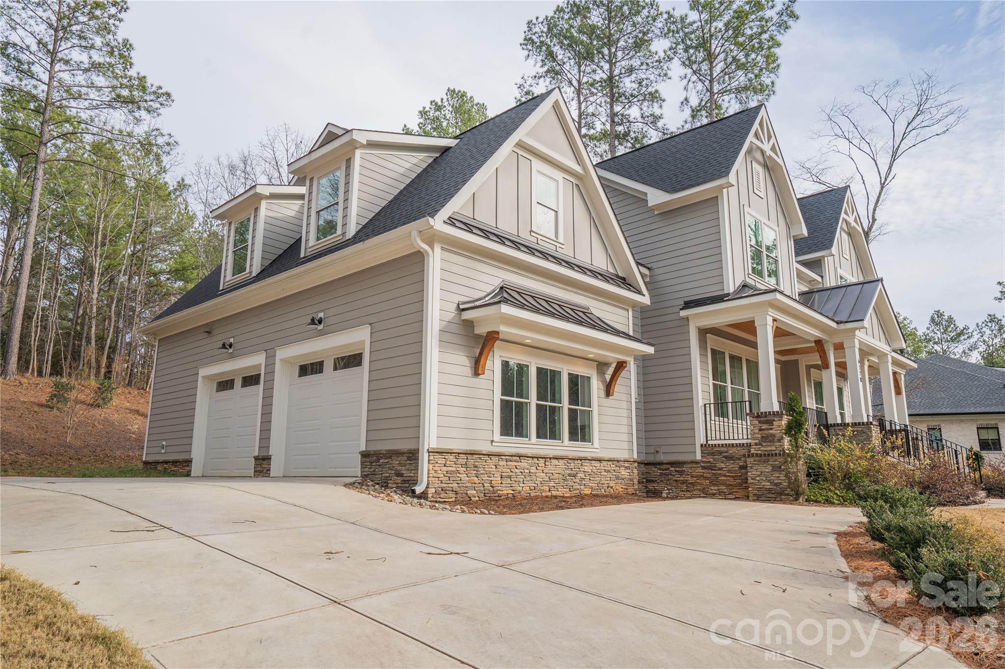 6178 Chimney Bluff Road Property Photo 2