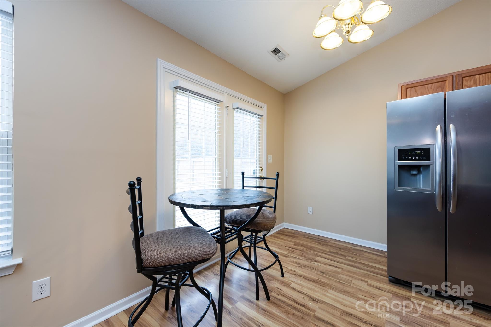 11015 Olde English Drive Property Photo 14