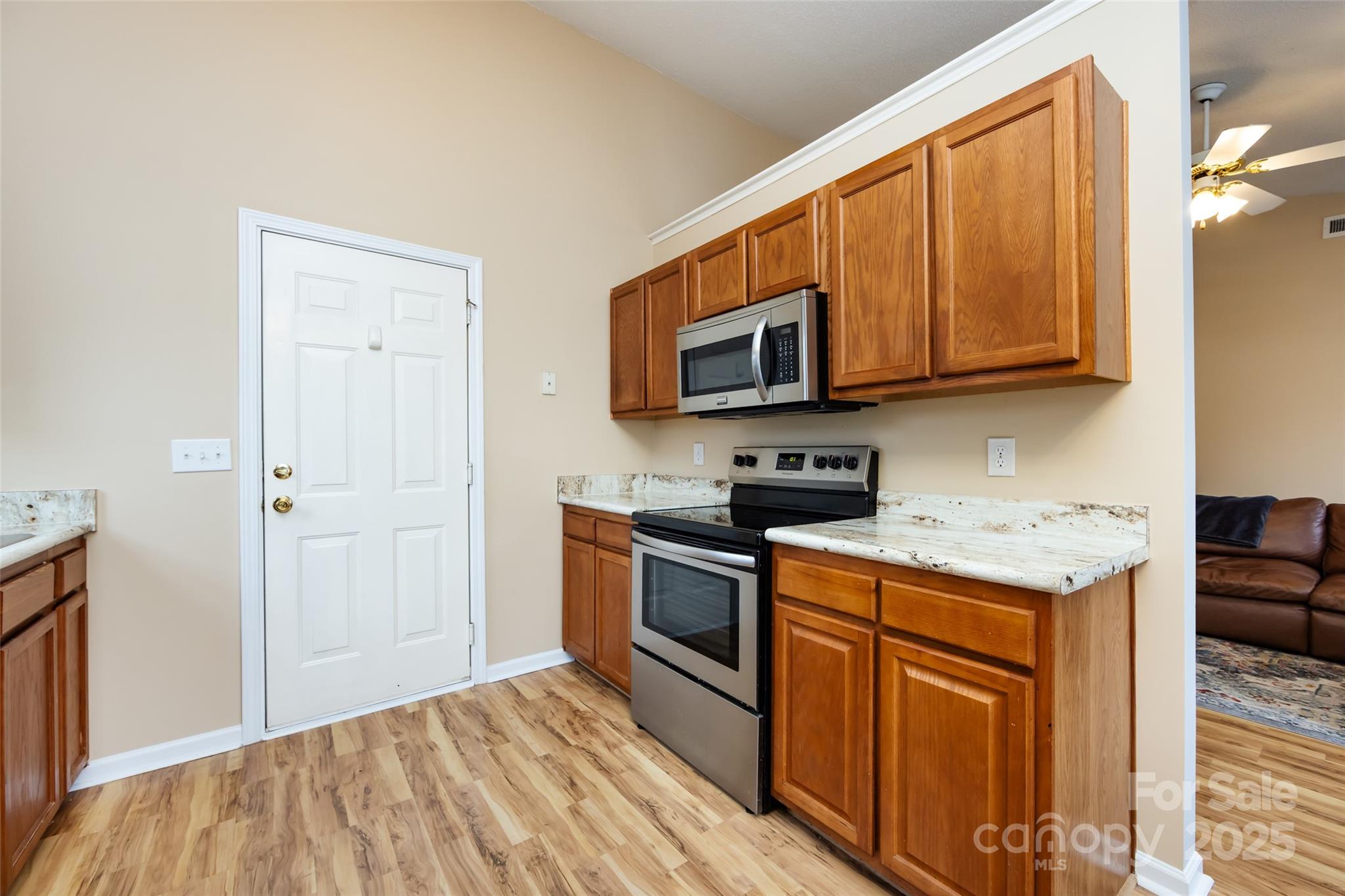 11015 Olde English Drive Property Photo 19
