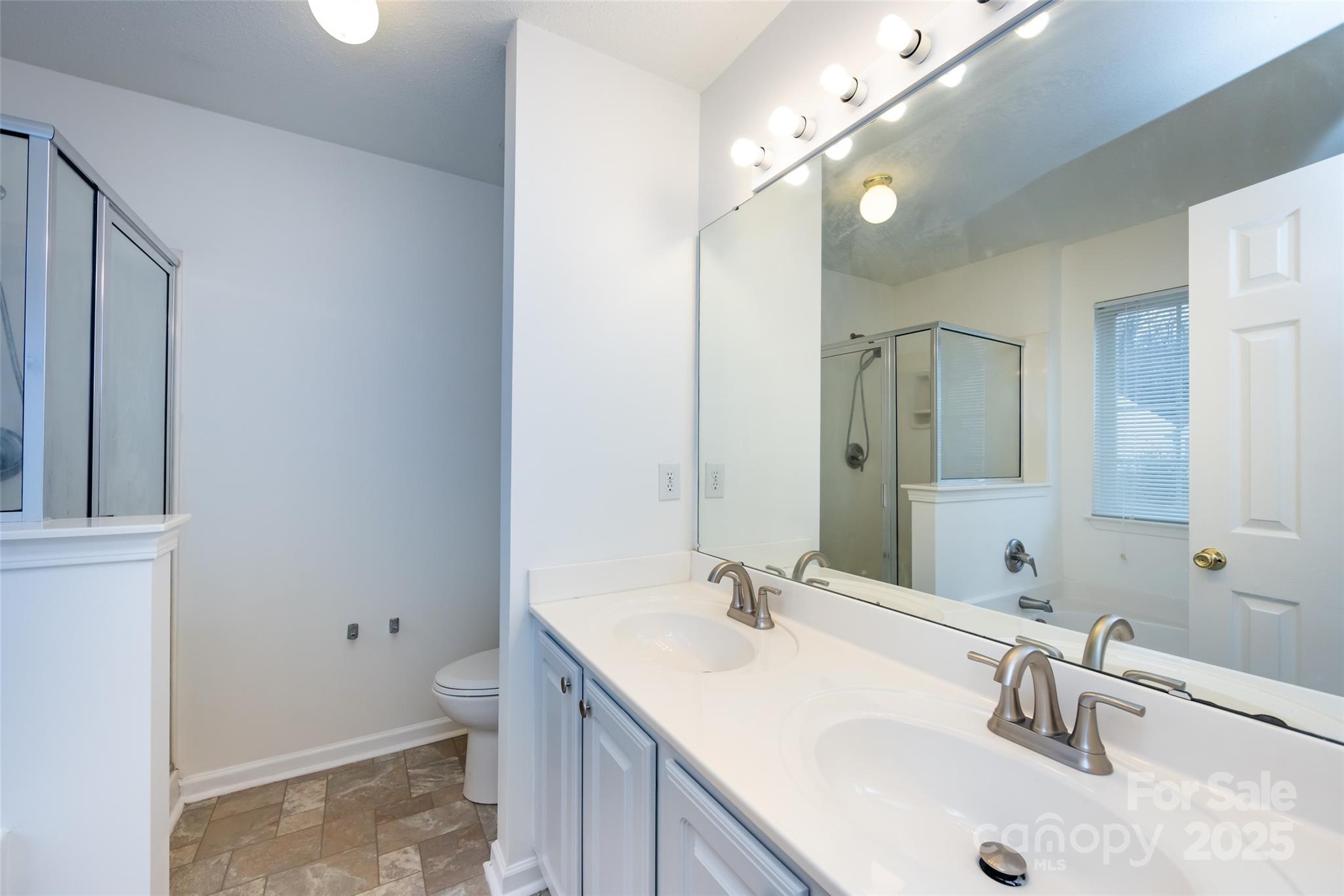 11015 Olde English Drive Property Photo 24