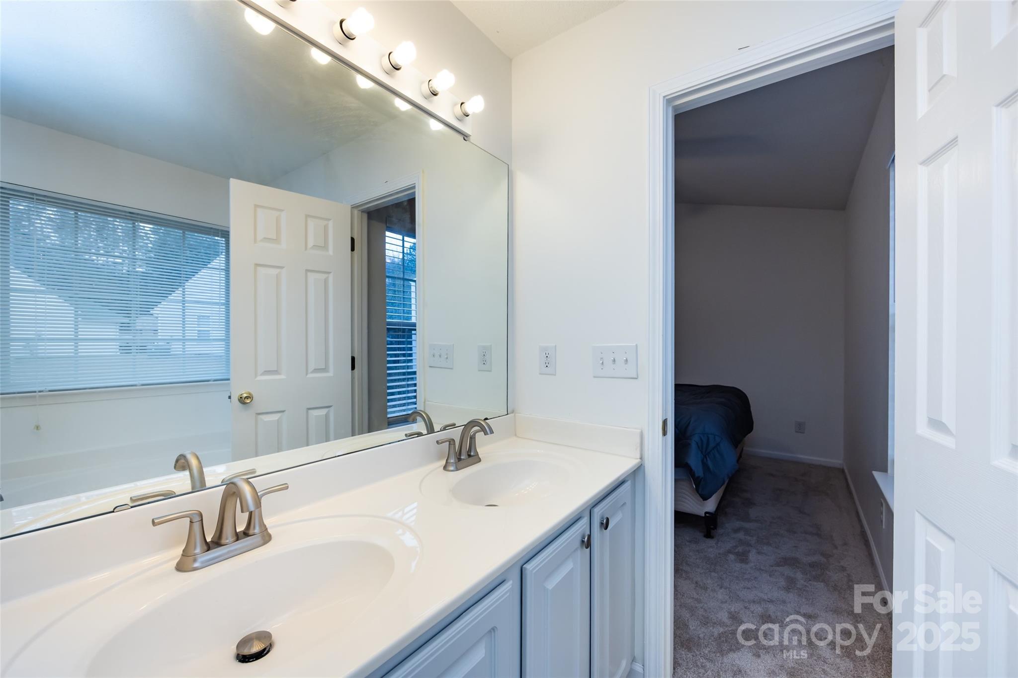 11015 Olde English Drive Property Photo 25