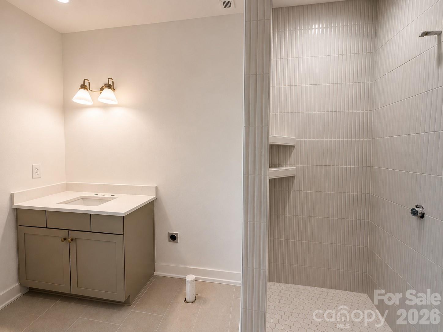 2625 Springway Drive Property Photo 10