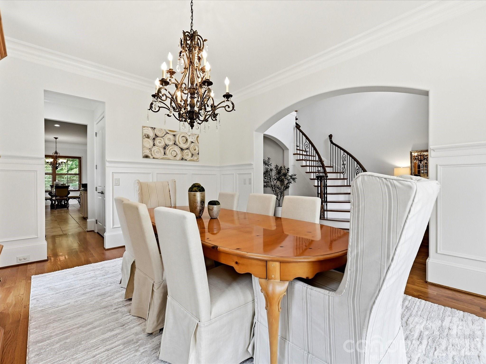 6806 Larrisa Court Property Photo 8