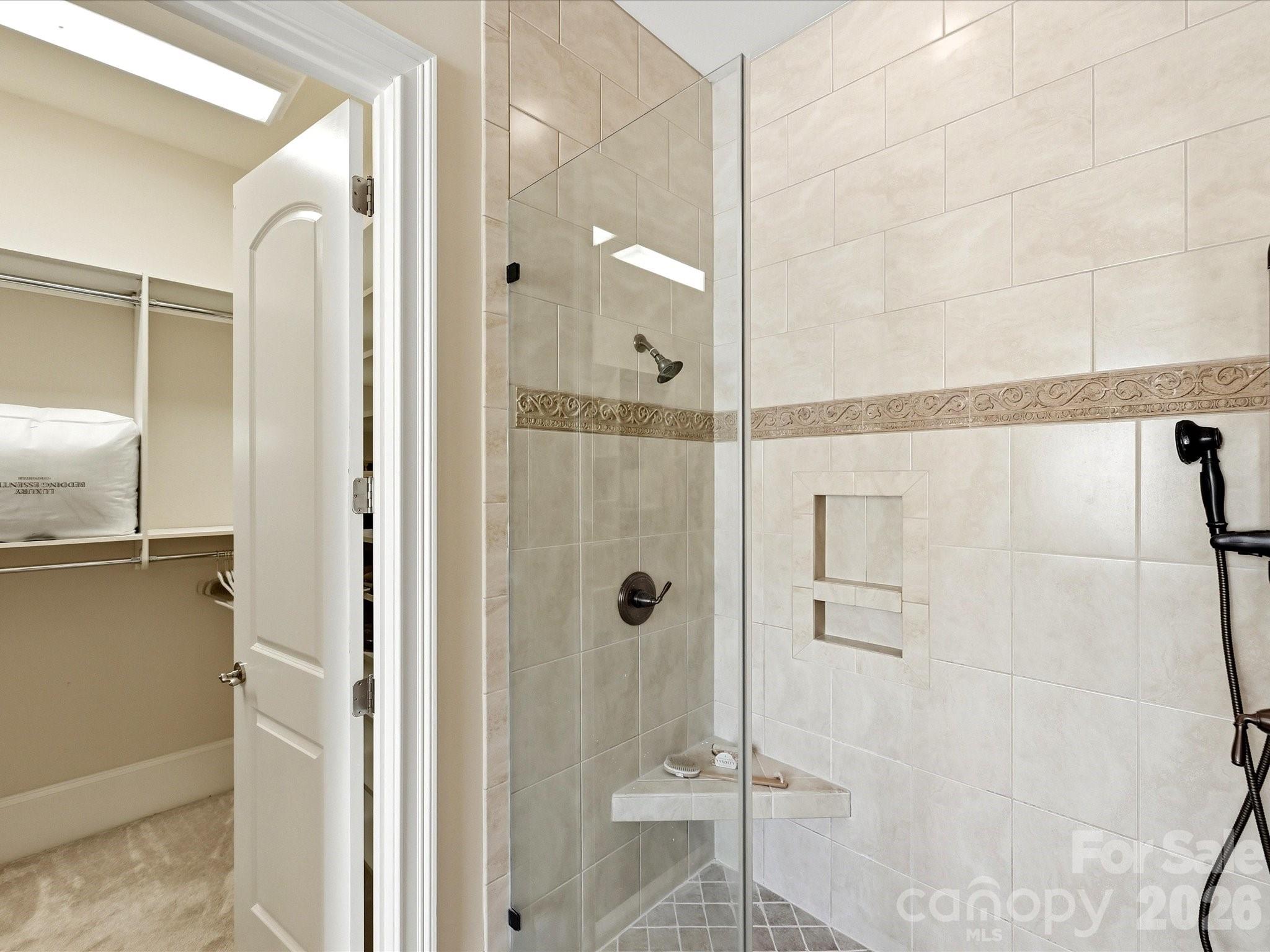 6806 Larrisa Court Property Photo 26