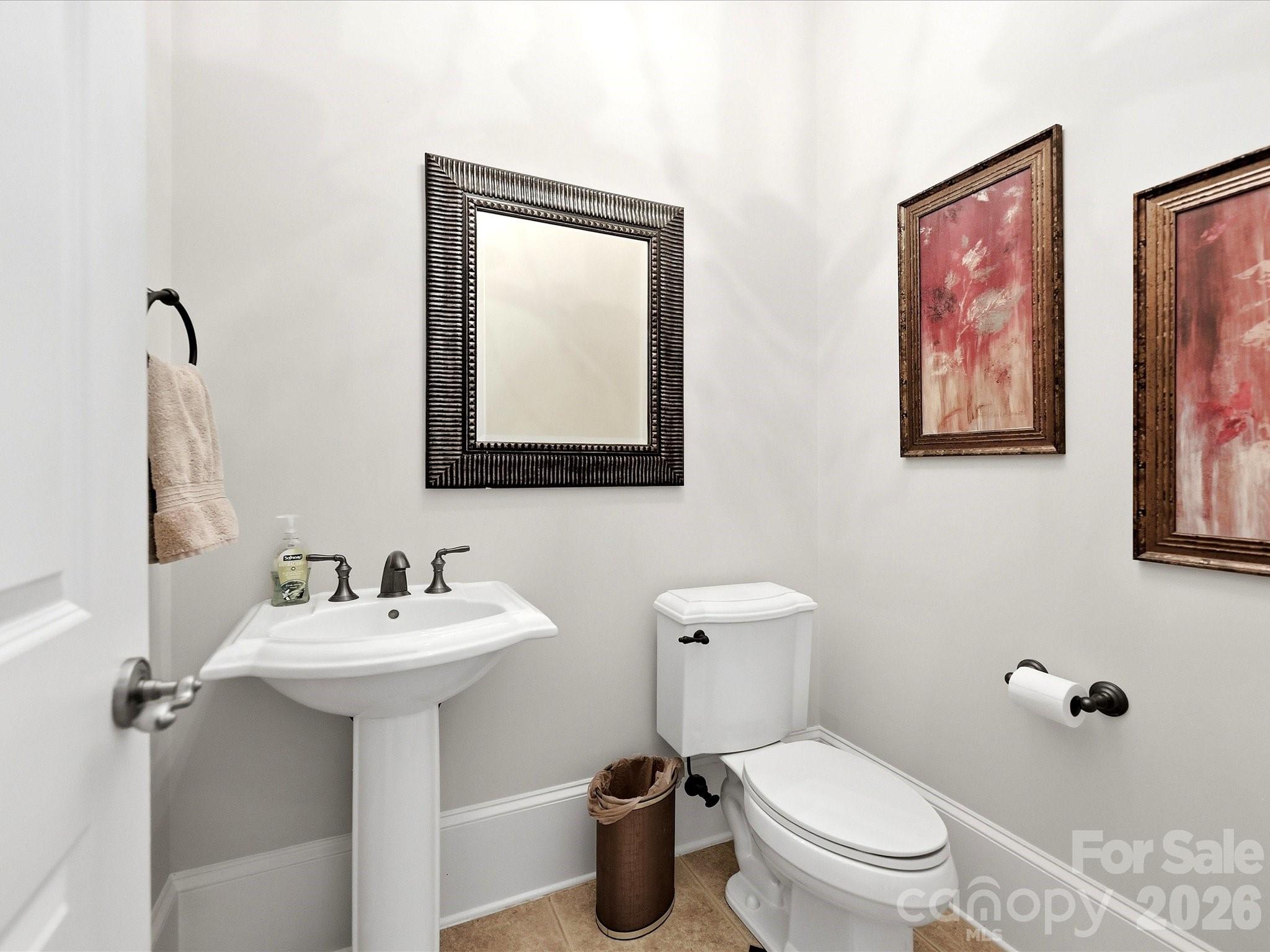 6806 Larrisa Court Property Photo 29