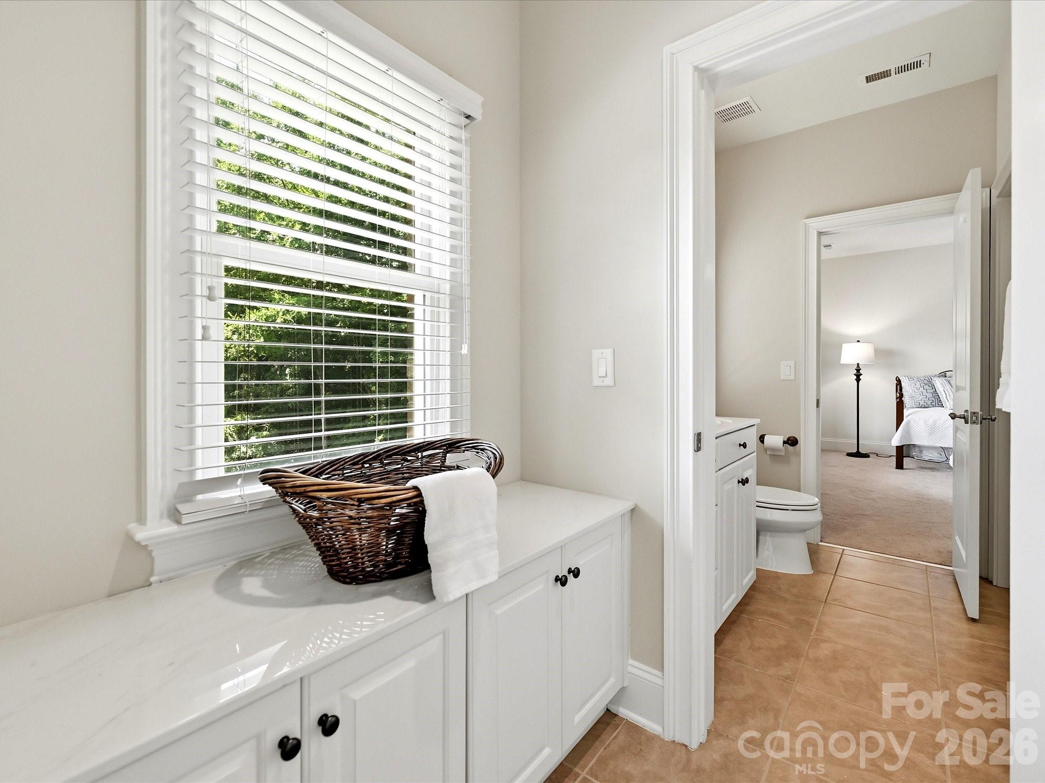 6806 Larrisa Court Property Photo 34