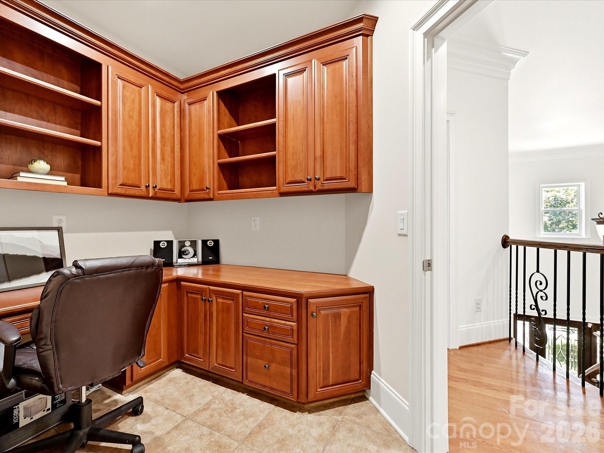 6806 Larrisa Court Property Photo 39
