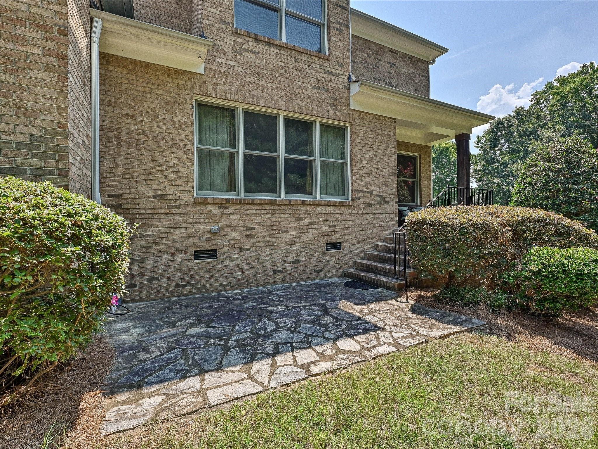 6806 Larrisa Court Property Photo 43
