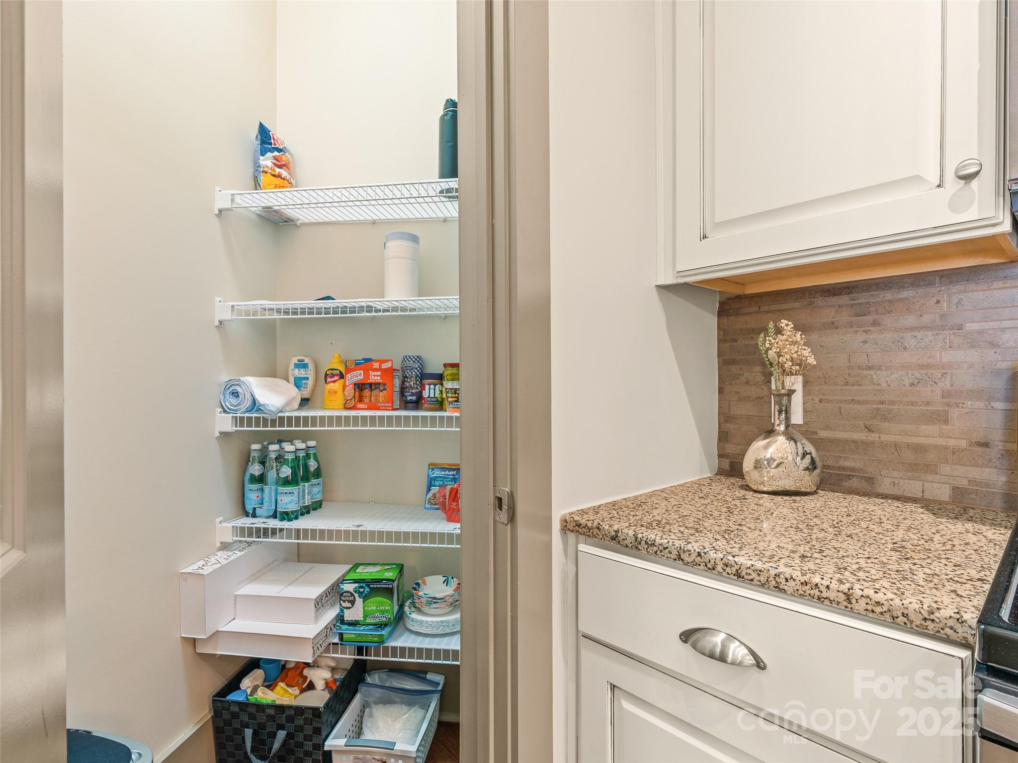 42 Schenck Parkway B09 Property Photo 19
