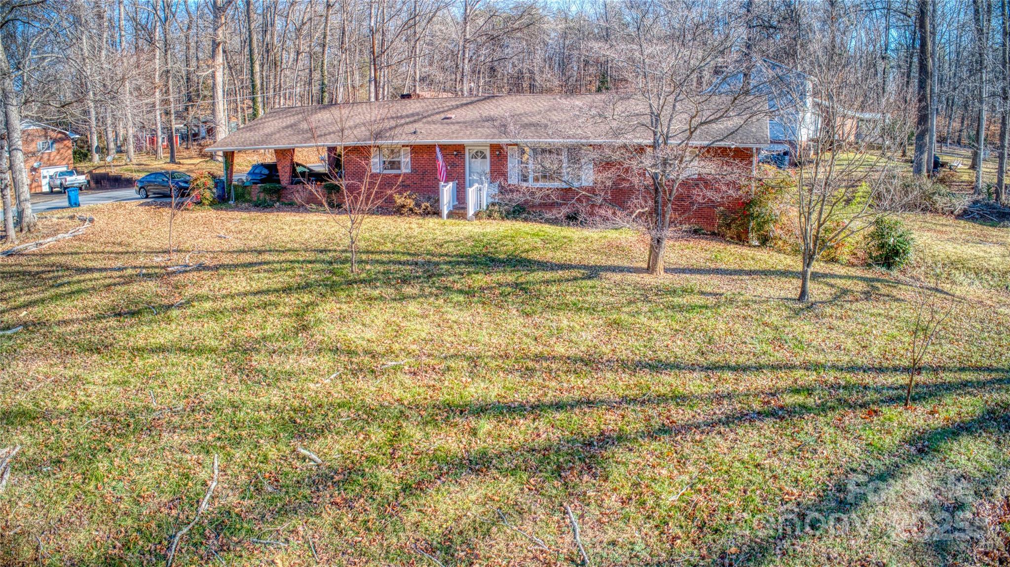 195 S Claybon Drive Property Photo 2