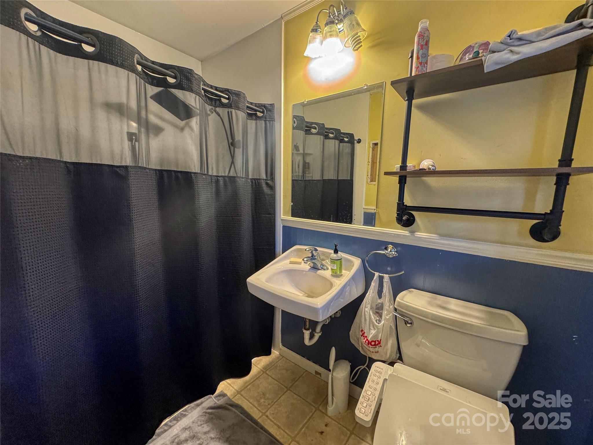 195 S Claybon Drive Property Photo 22