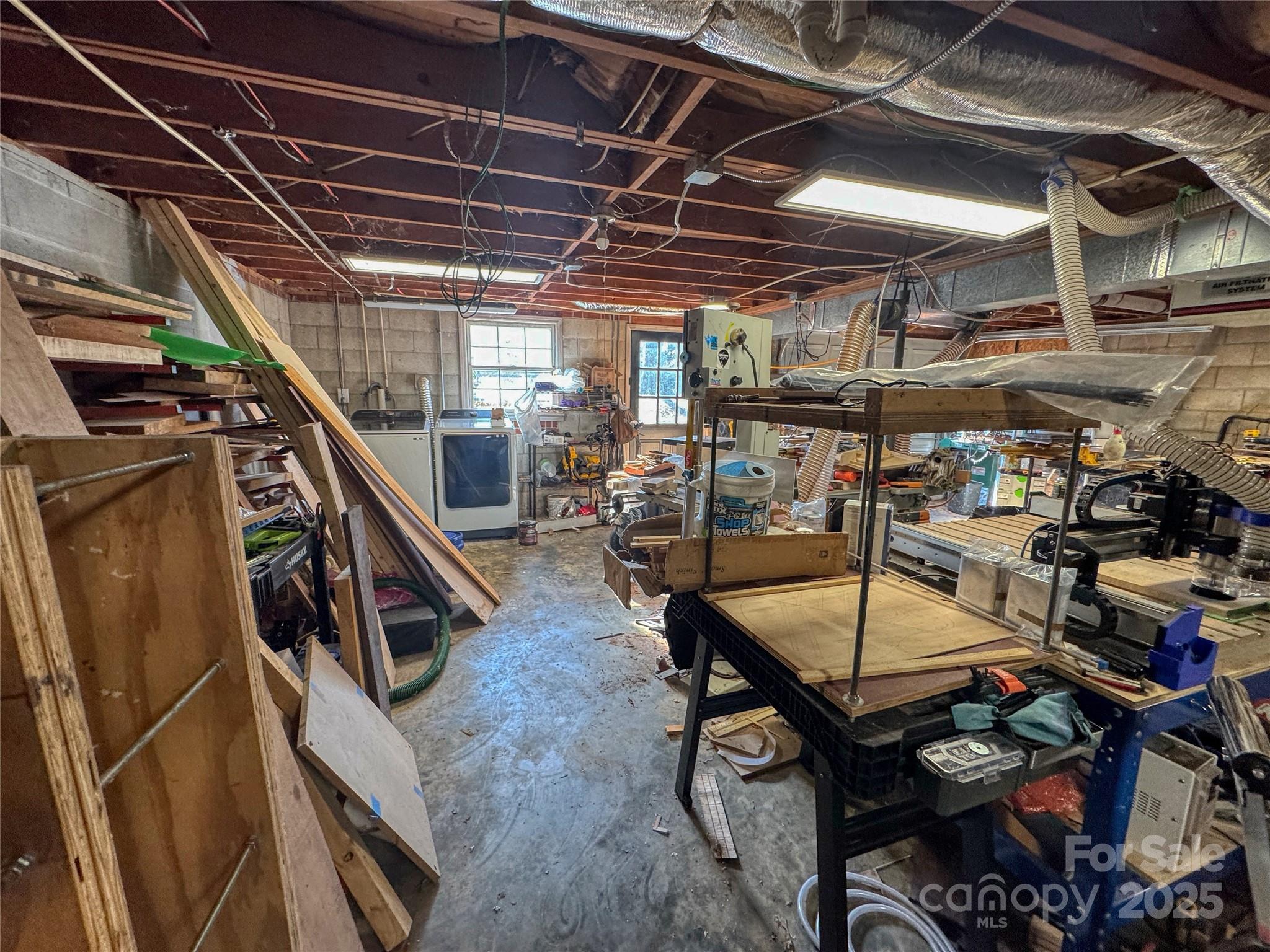 195 S Claybon Drive Property Photo 26