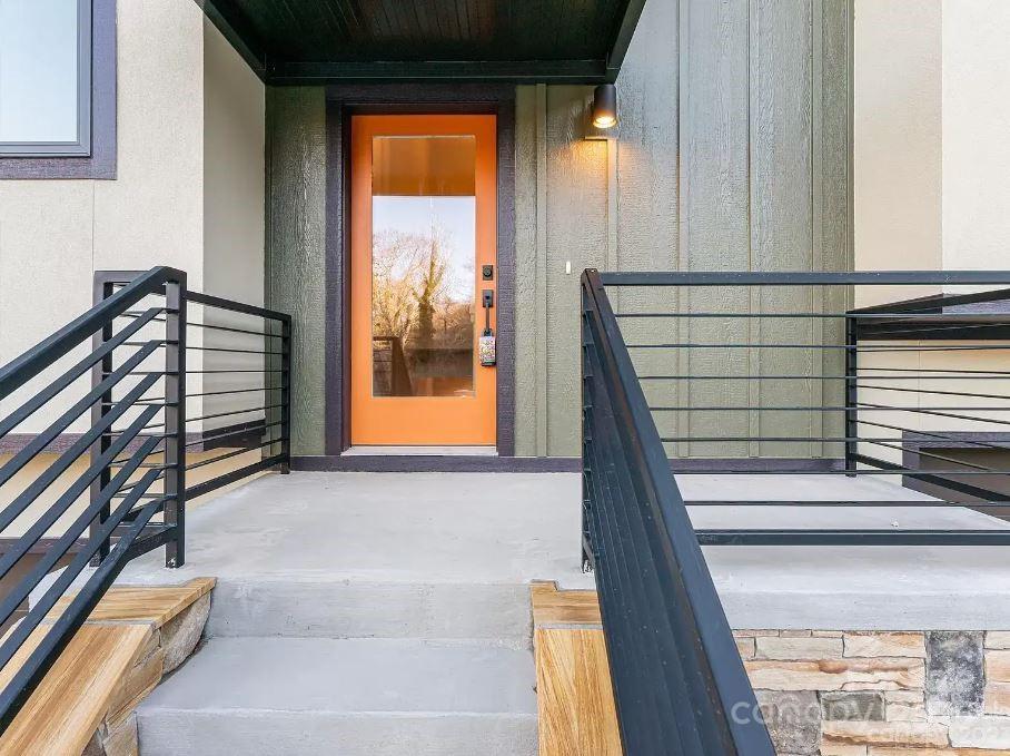 17 Macallan Lane Property Photo 2