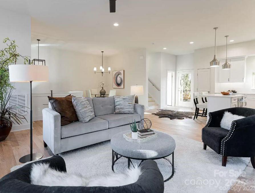 17 Macallan Lane Property Photo 6