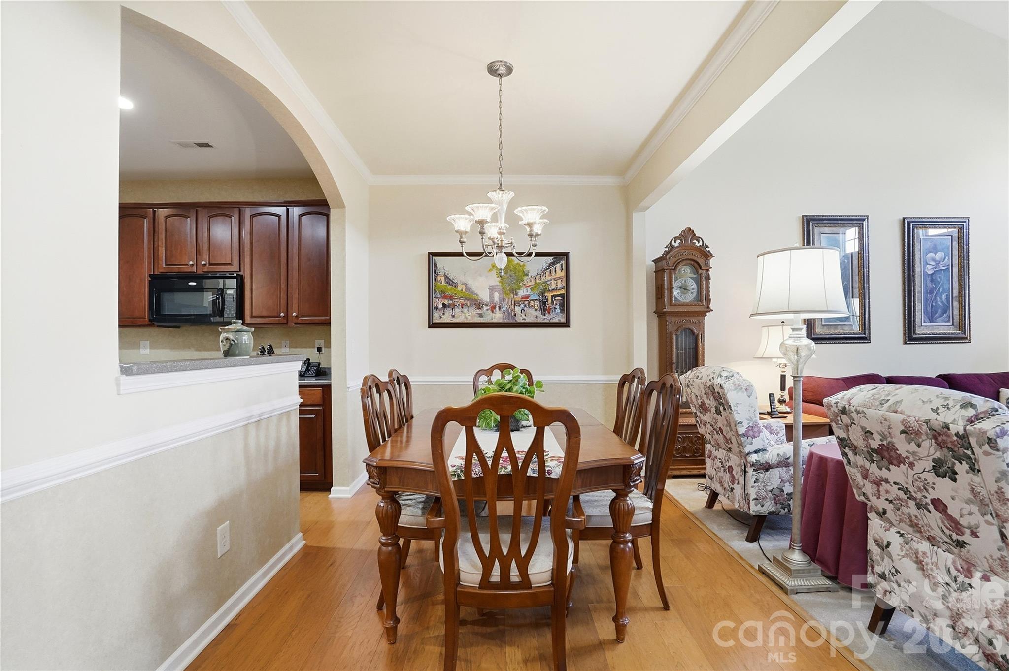 335 Garnet Court Property Photo 12