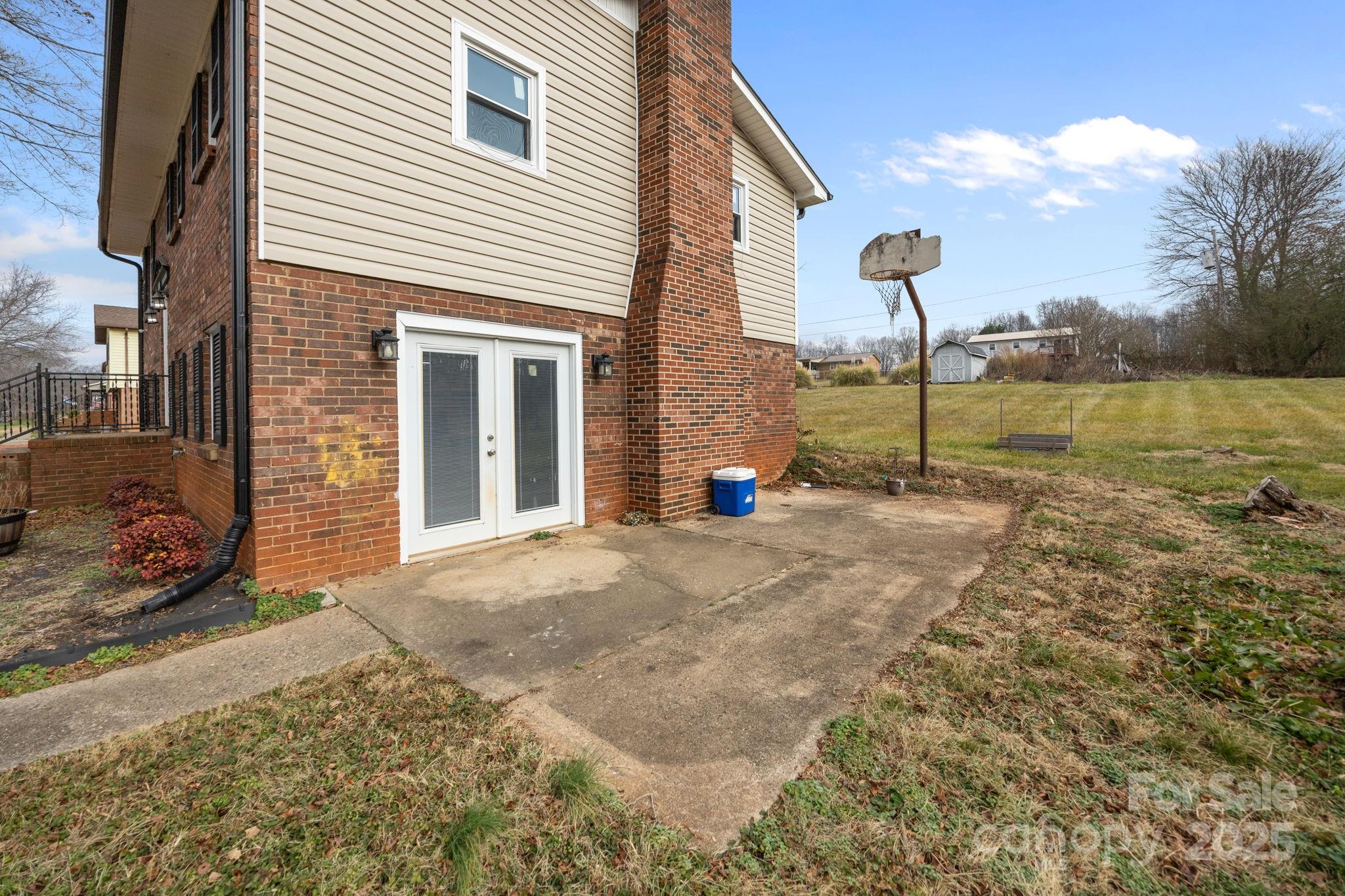 222 Saint Jill Circle Property Photo 27