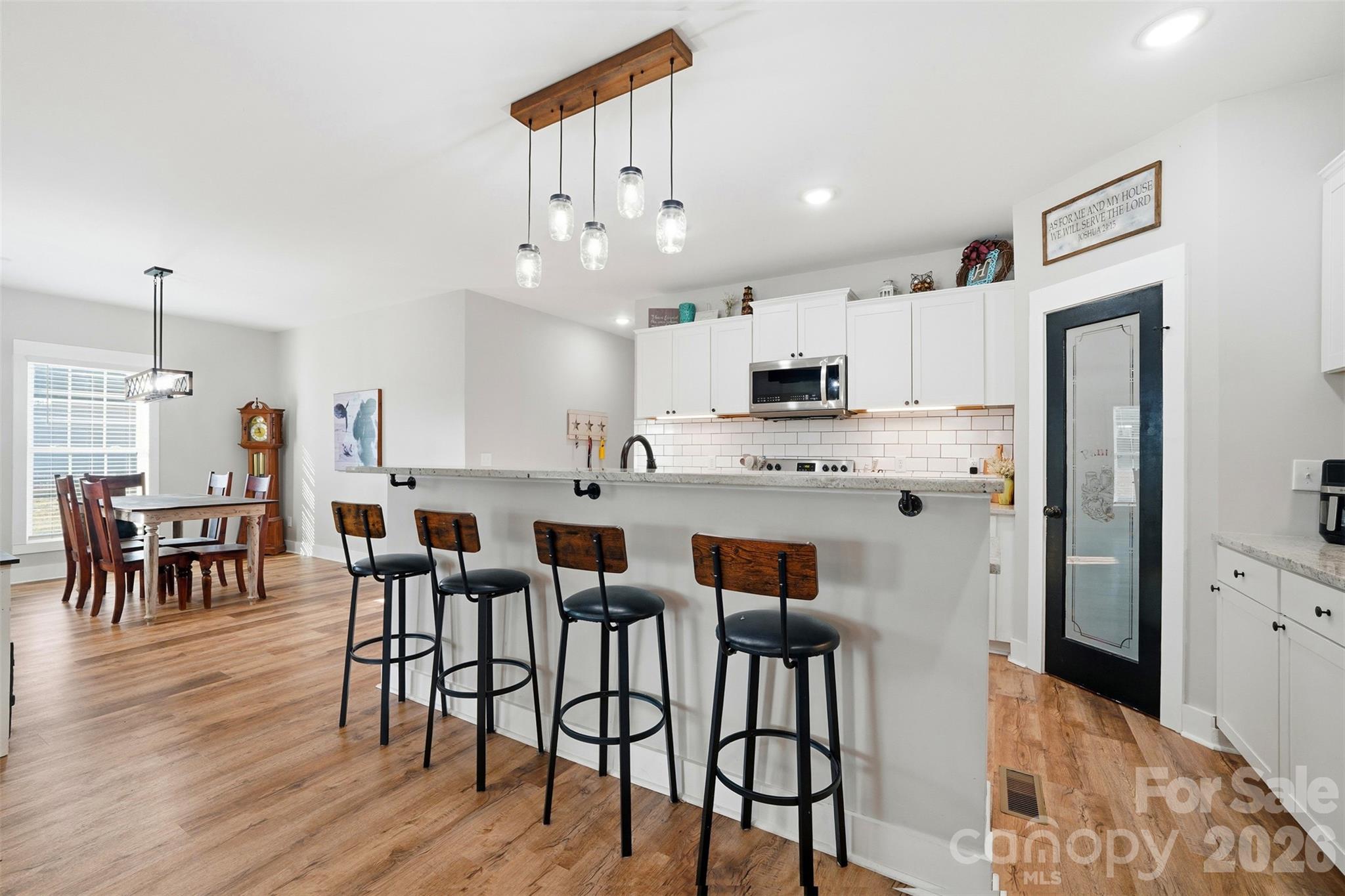 16659 Five Point Road Property Photo 1