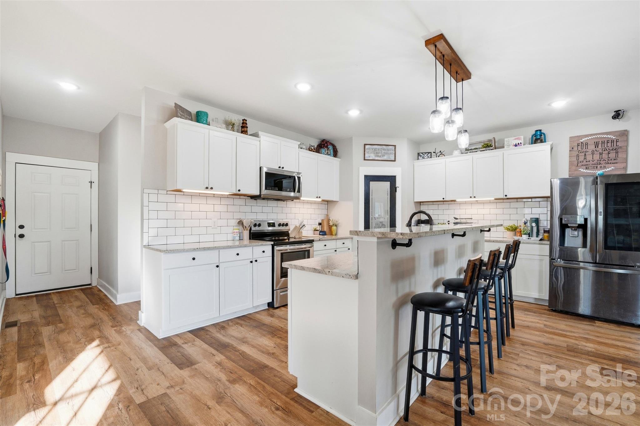 16659 Five Point Road Property Photo 6