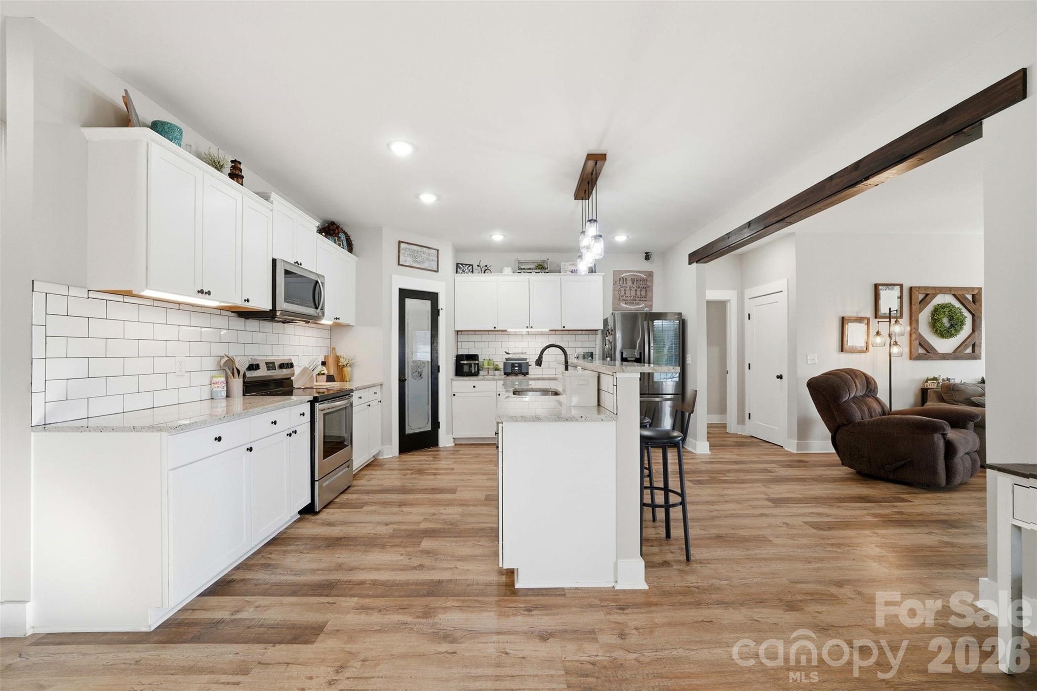 16659 Five Point Road Property Photo 7