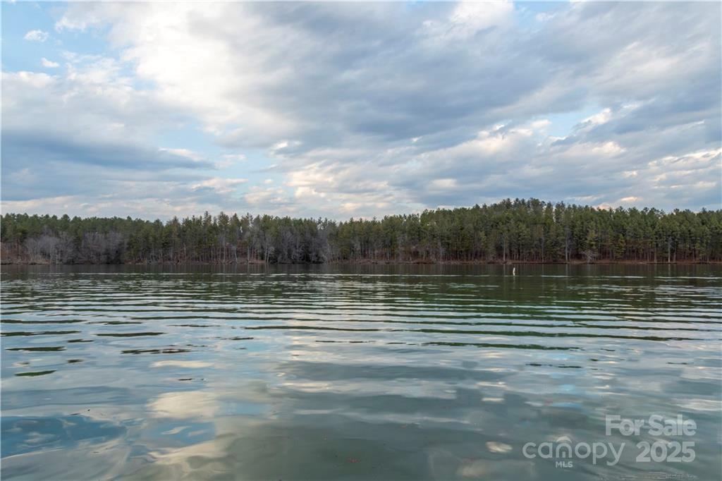 1209 Lakeside Way 6 Property Photo 11