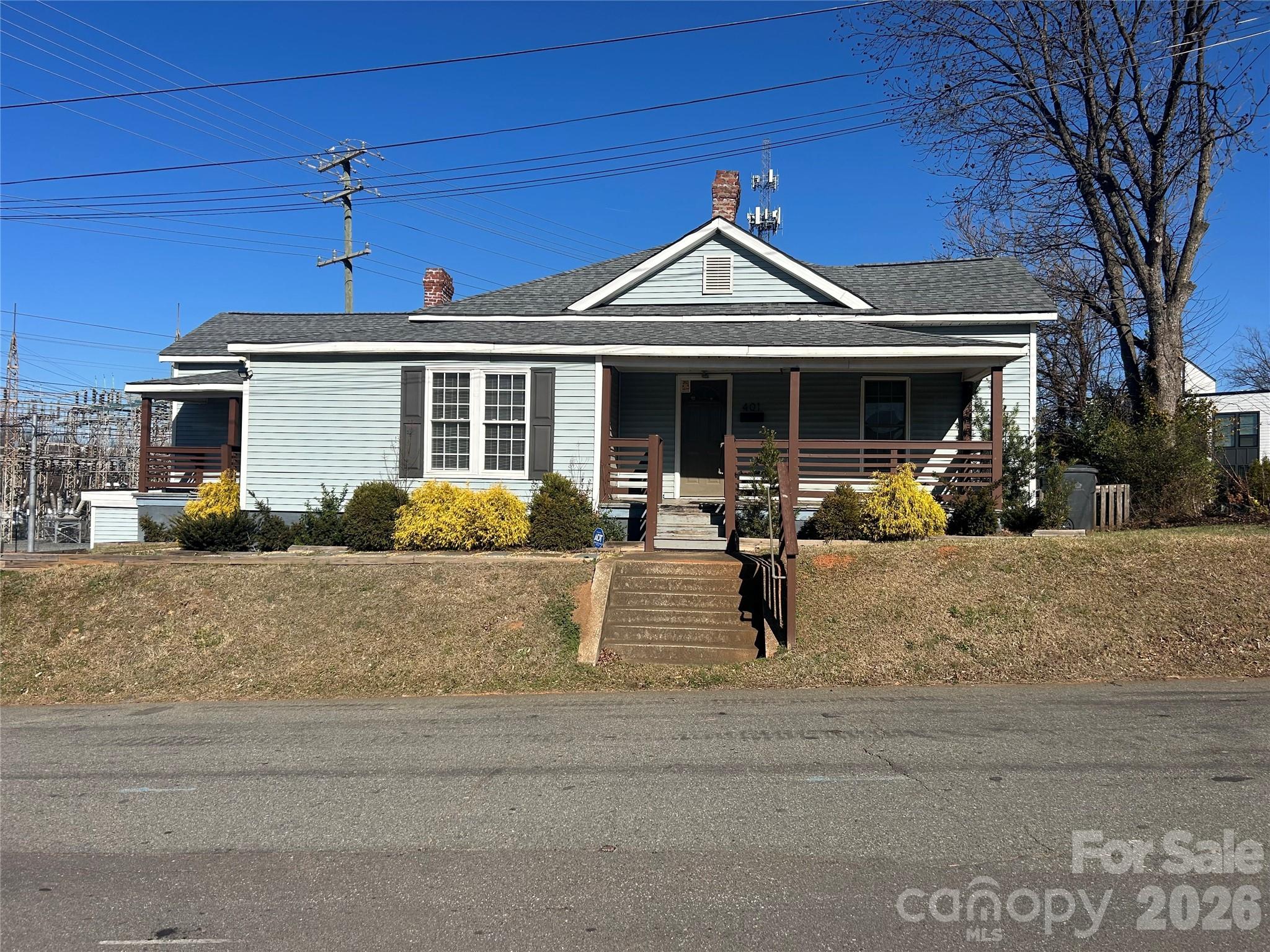 401 Charles Avenue Property Photo 5