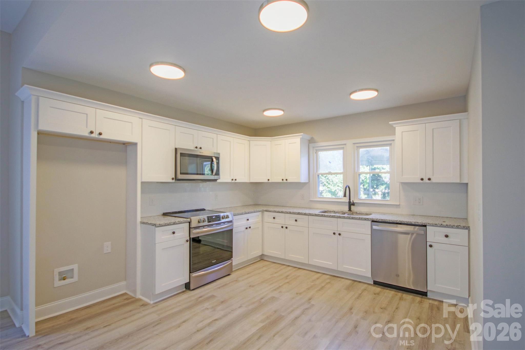 119 Marion Street Property Photo 30