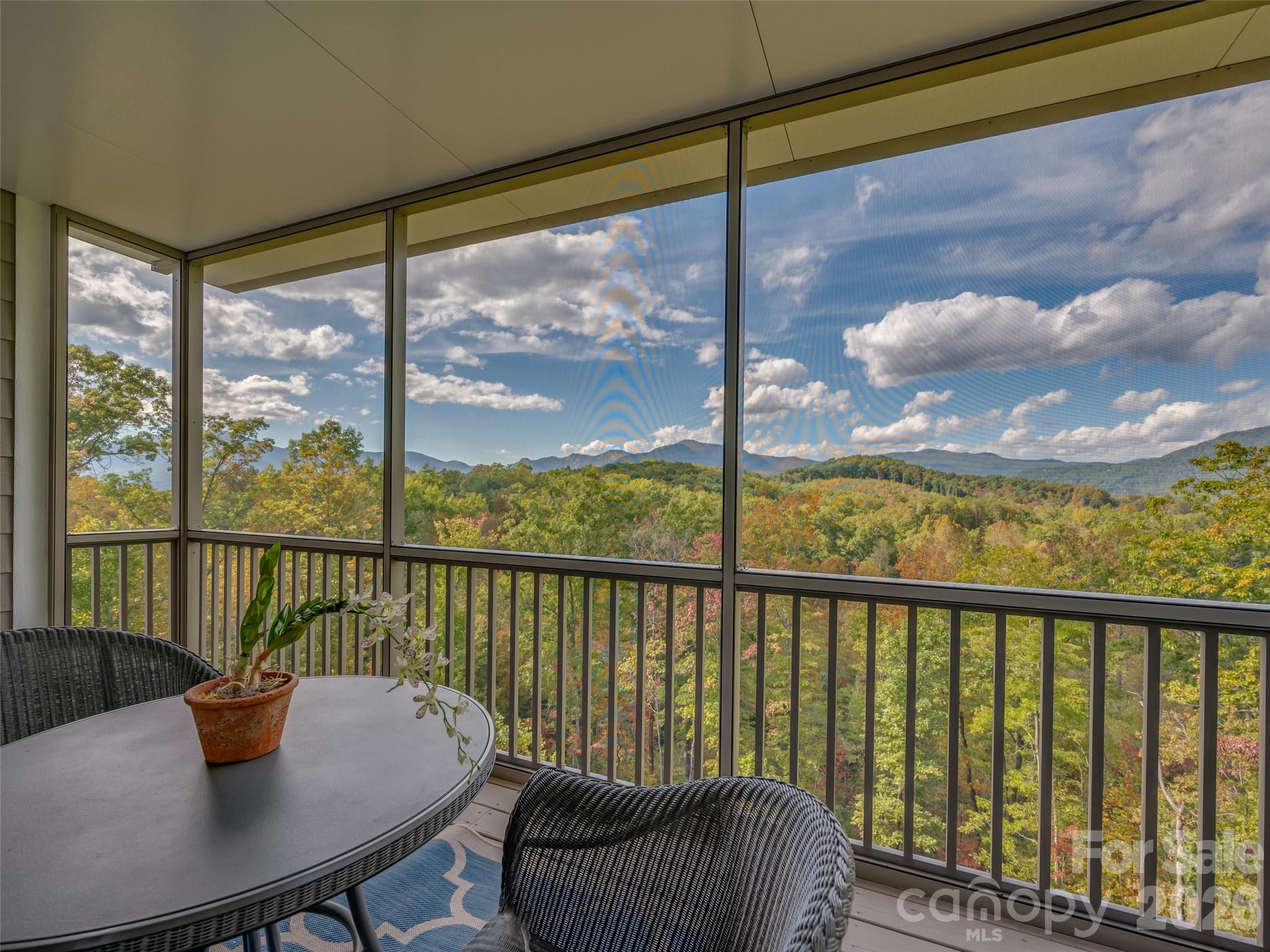 146 Red Hawk Knoll Property Photo 21