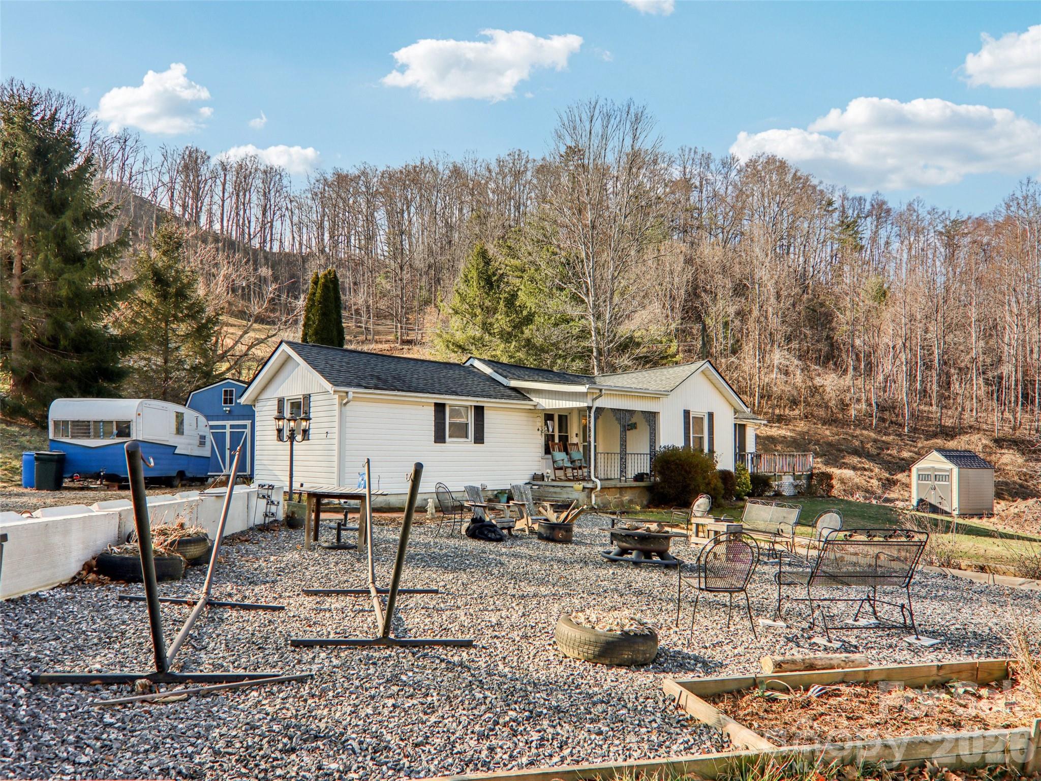7 Landon Mountain Lane Property Photo 2