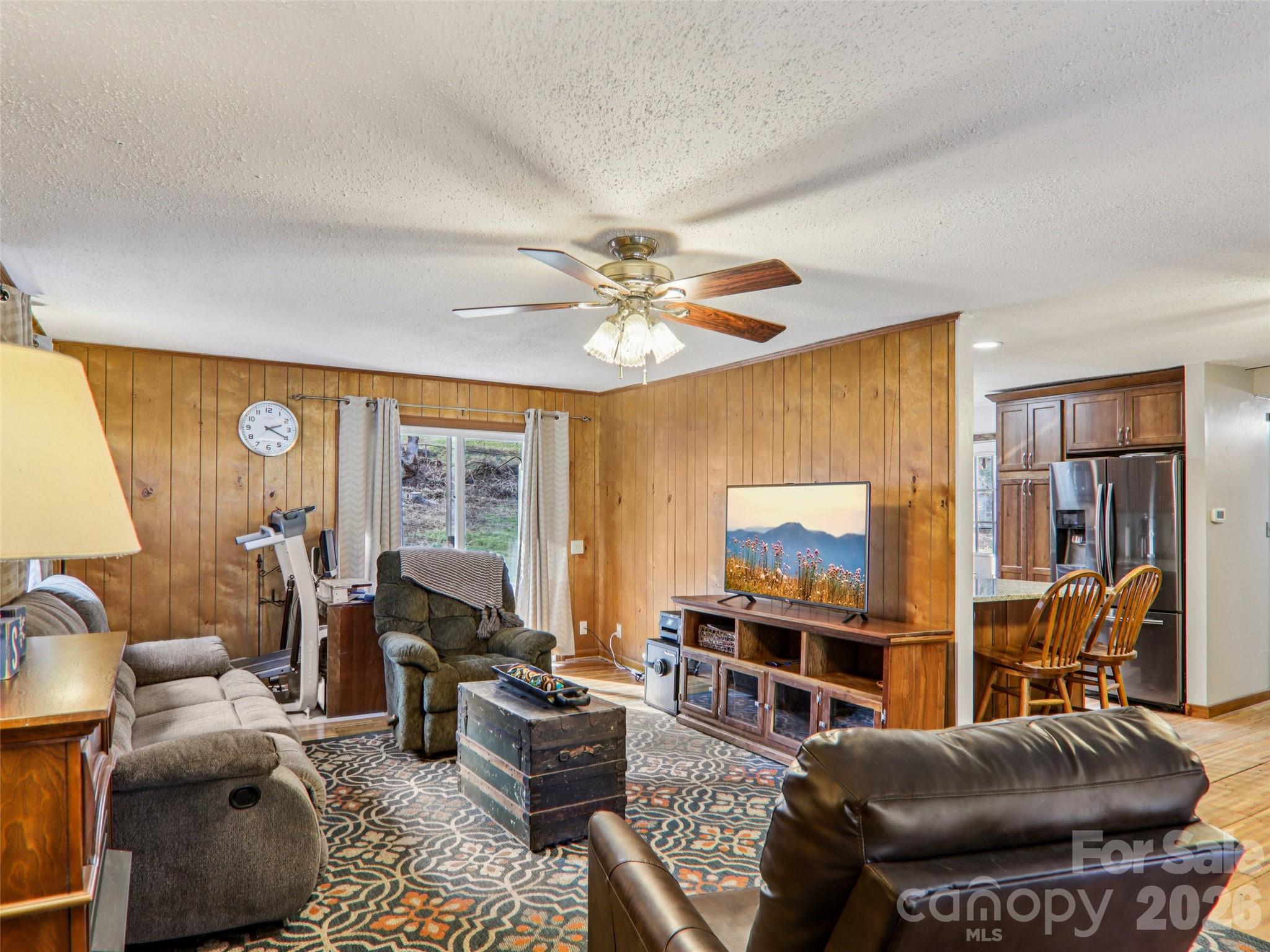 7 Landon Mountain Lane Property Photo 8