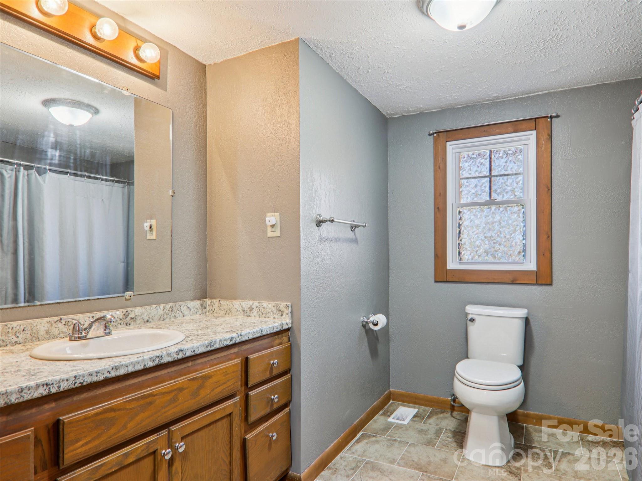 7 Landon Mountain Lane Property Photo 19