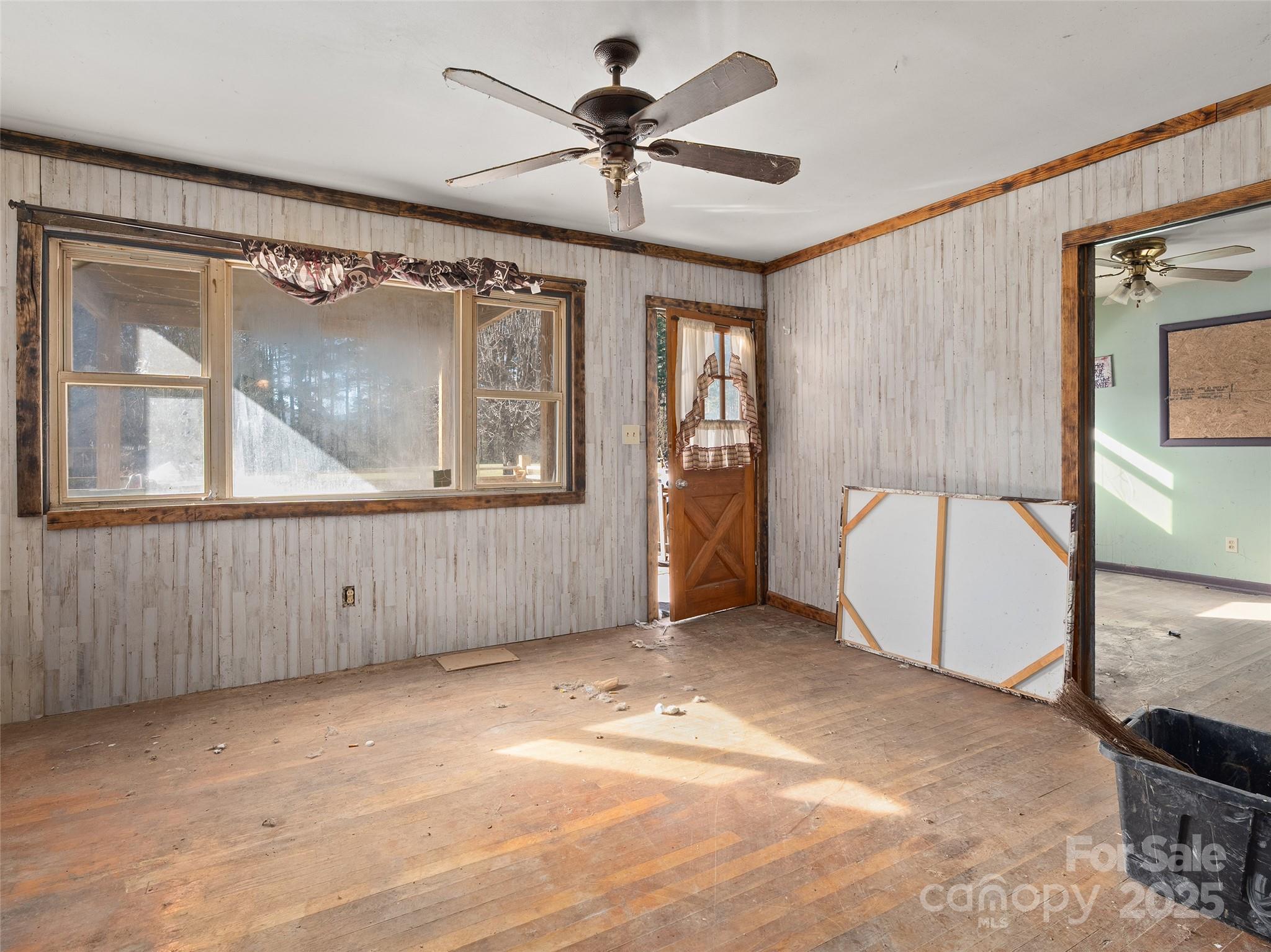 36 Lambert Lane Property Photo 5